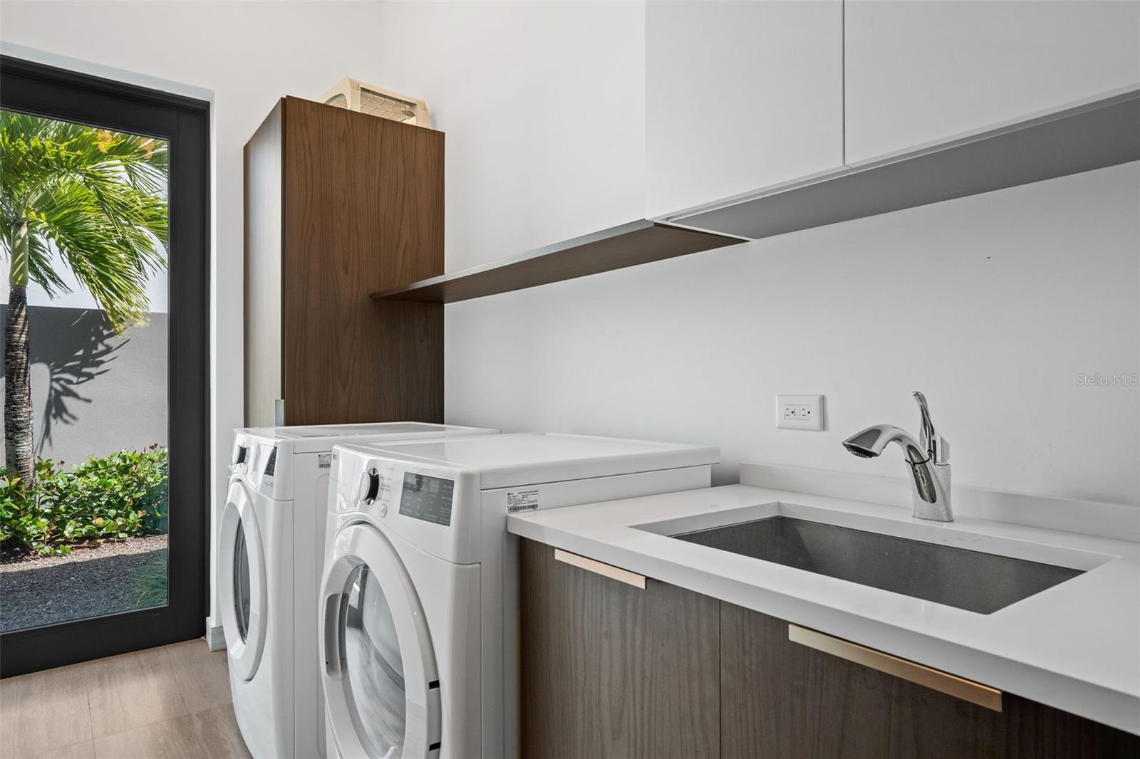 THE ISLES AT DORADO BEACH - Residential Lease