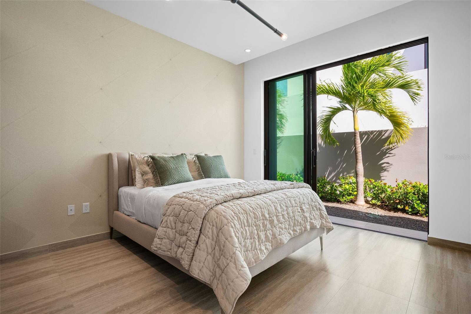 THE ISLES AT DORADO BEACH - Residential Lease