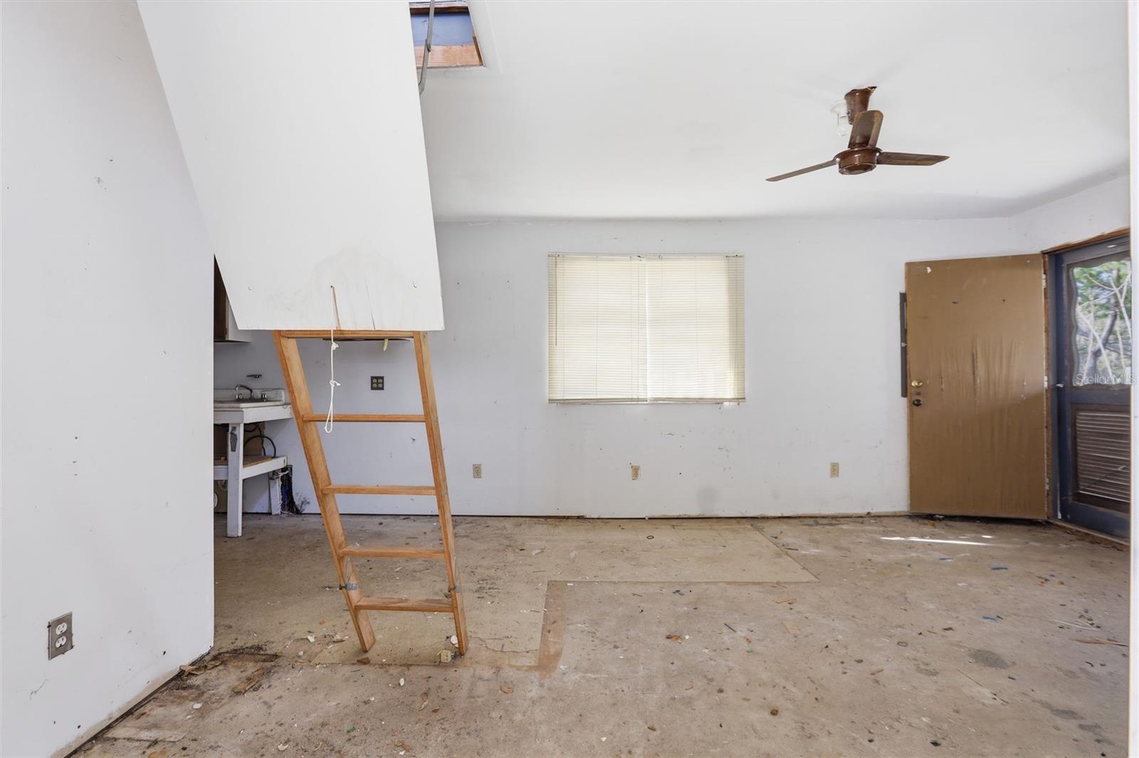 PIONEER WAY UNREC SUB - Residential