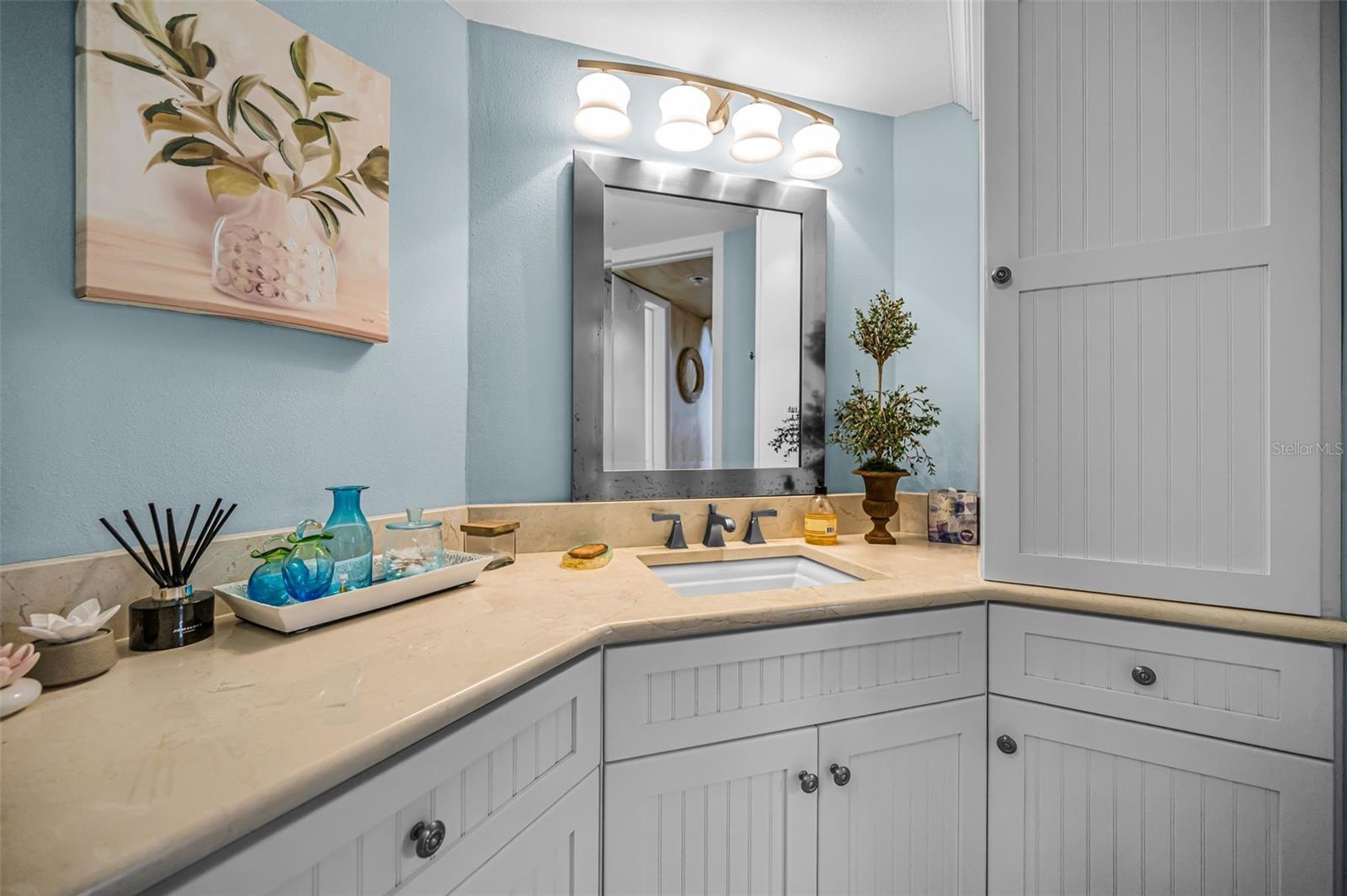 DANS ISLAND ON SAND KEY CONDO - Residential