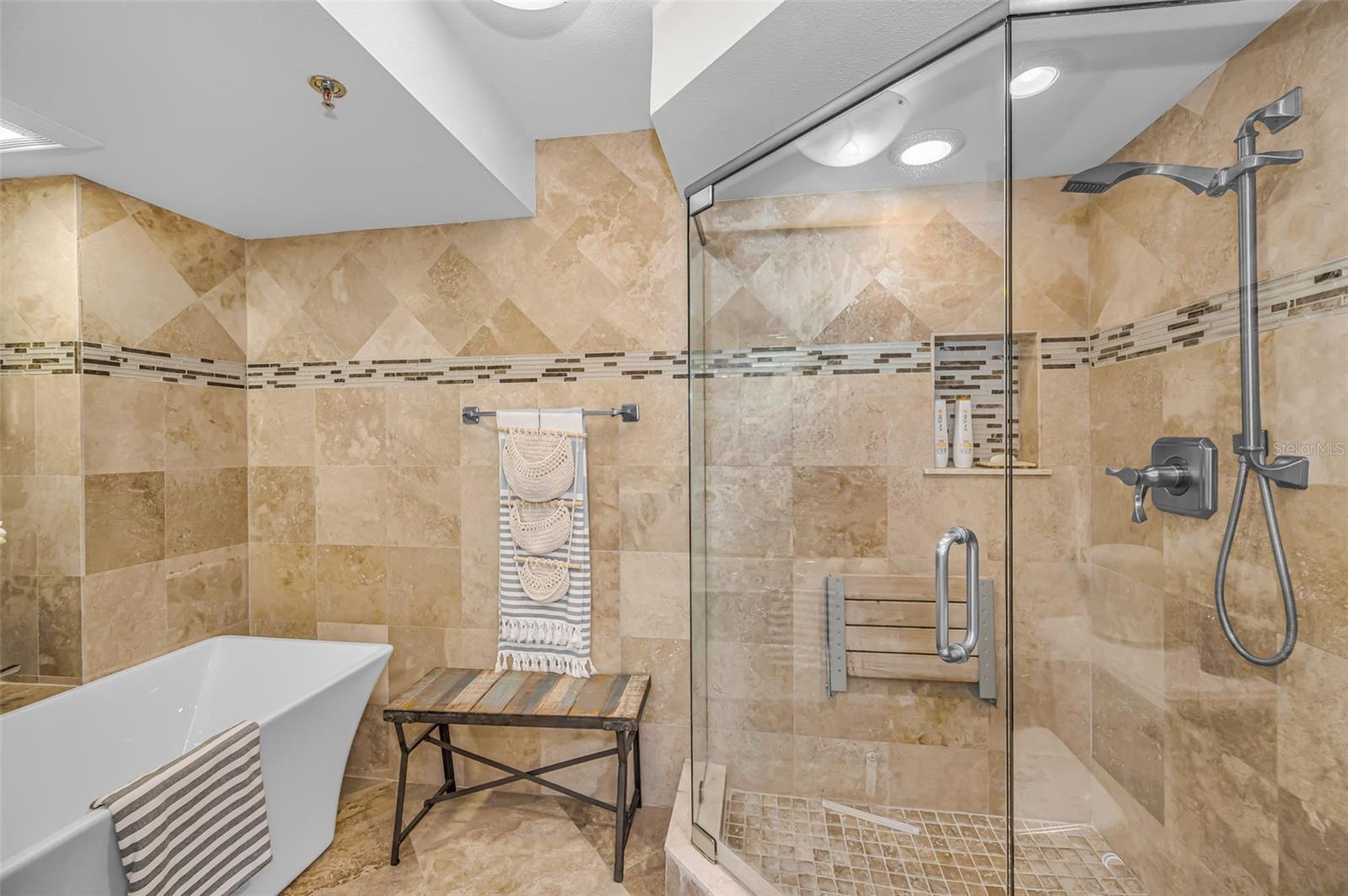 DANS ISLAND ON SAND KEY CONDO - Residential