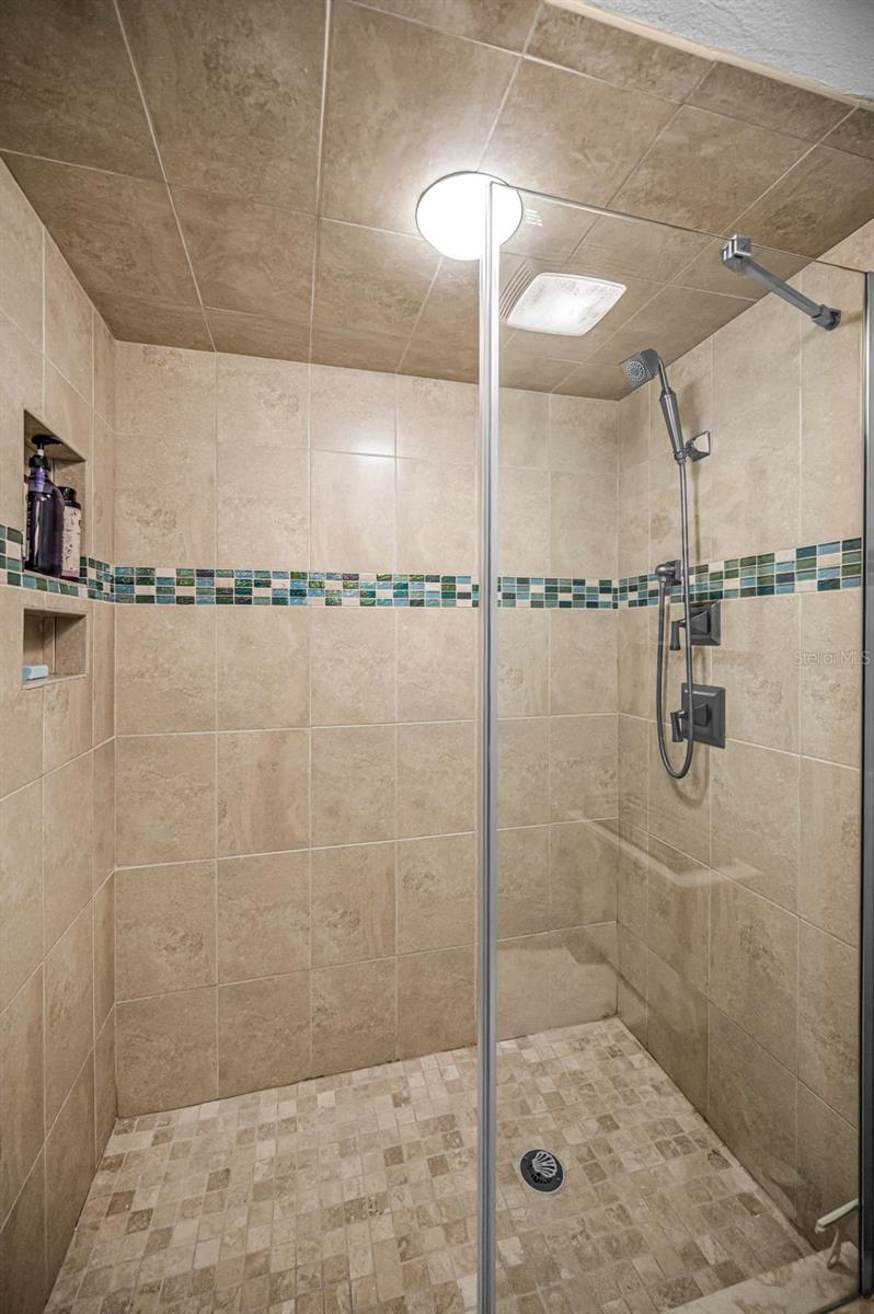 DANS ISLAND ON SAND KEY CONDO - Residential