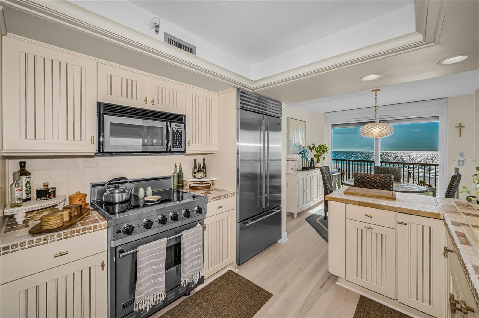 DANS ISLAND ON SAND KEY CONDO - Residential