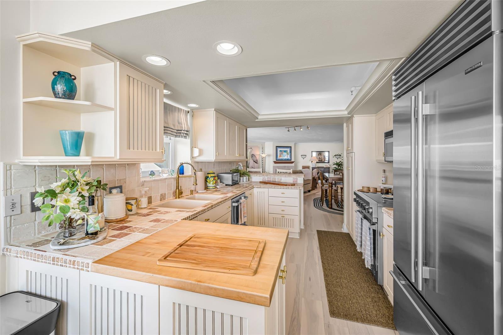 DANS ISLAND ON SAND KEY CONDO - Residential