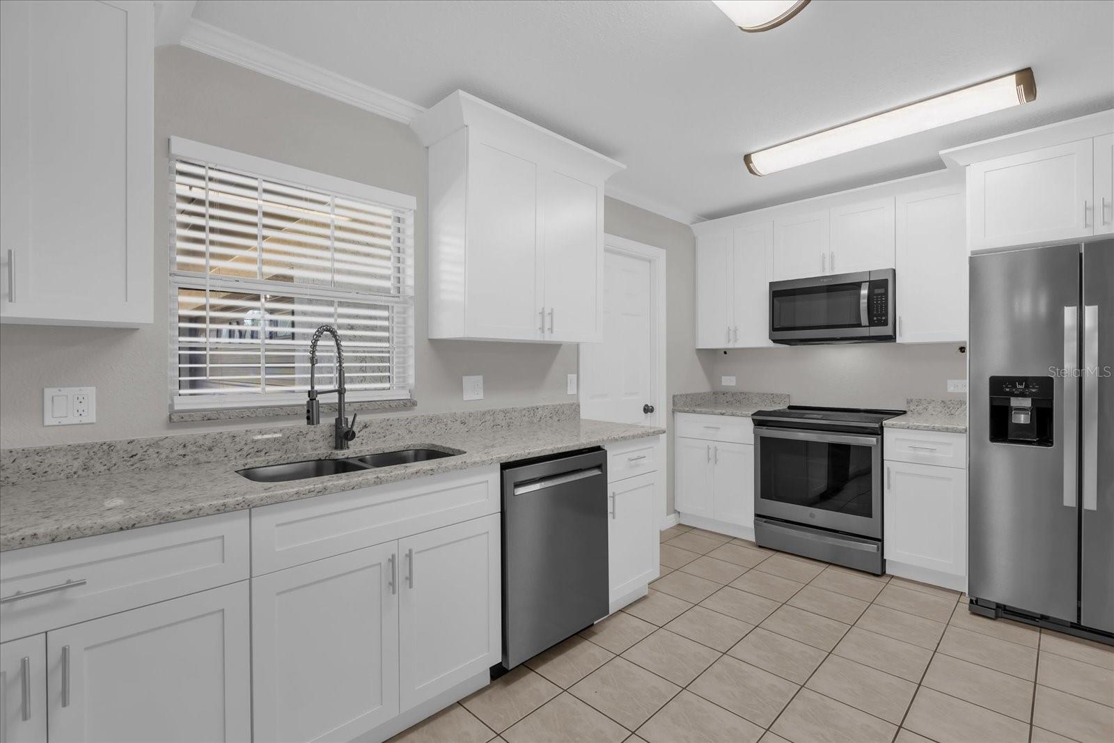 ROLLING OAKS - Residential