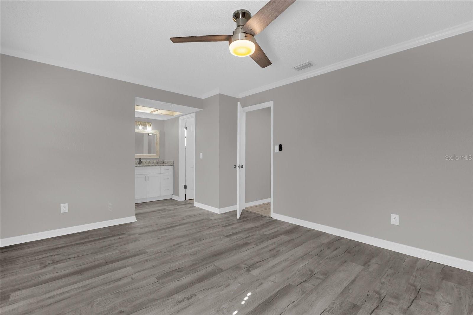 ROLLING OAKS - Residential