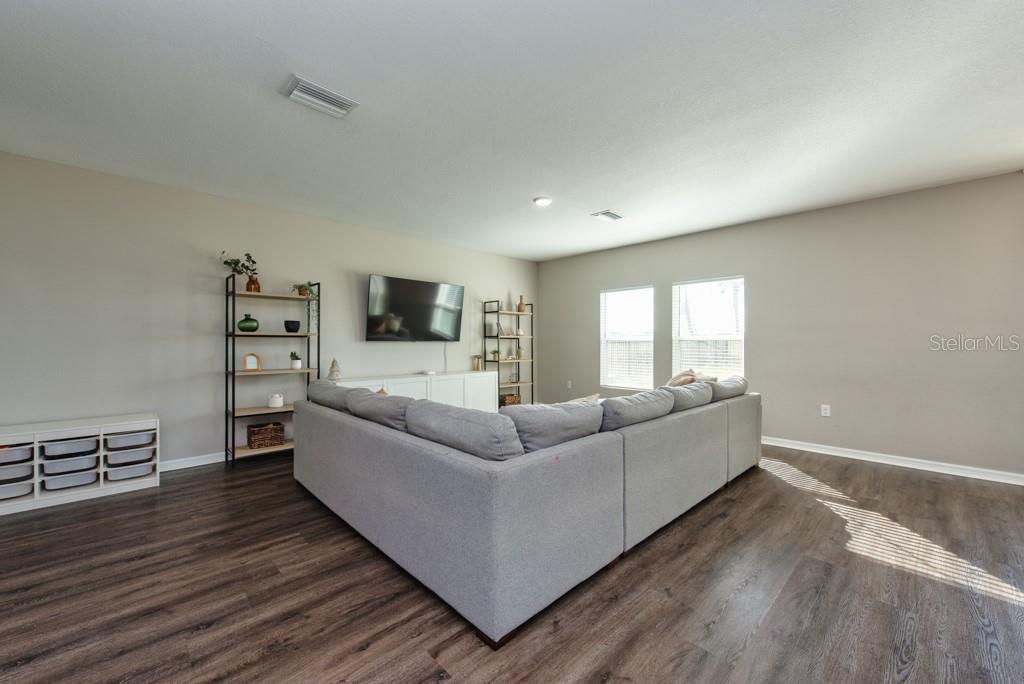 14617 BRUMBY RIDGE AVENUE