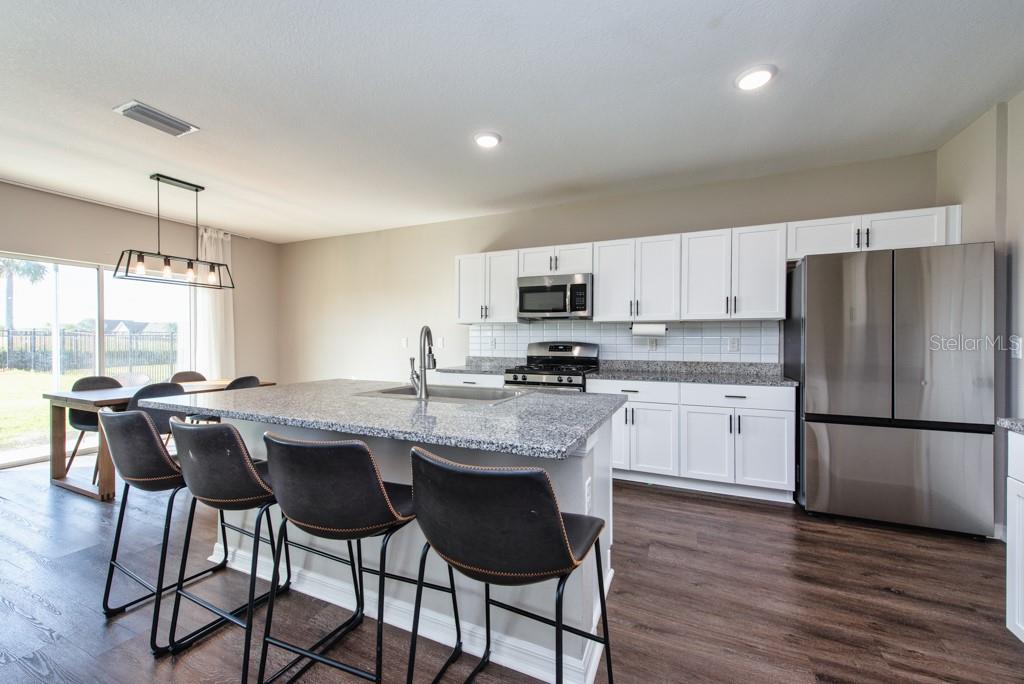 B & D HAWKSTONE PH 1 - Residential