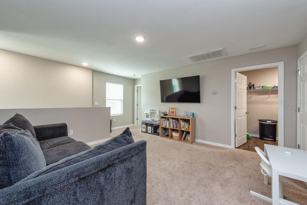 B & D HAWKSTONE PH 1 - Residential