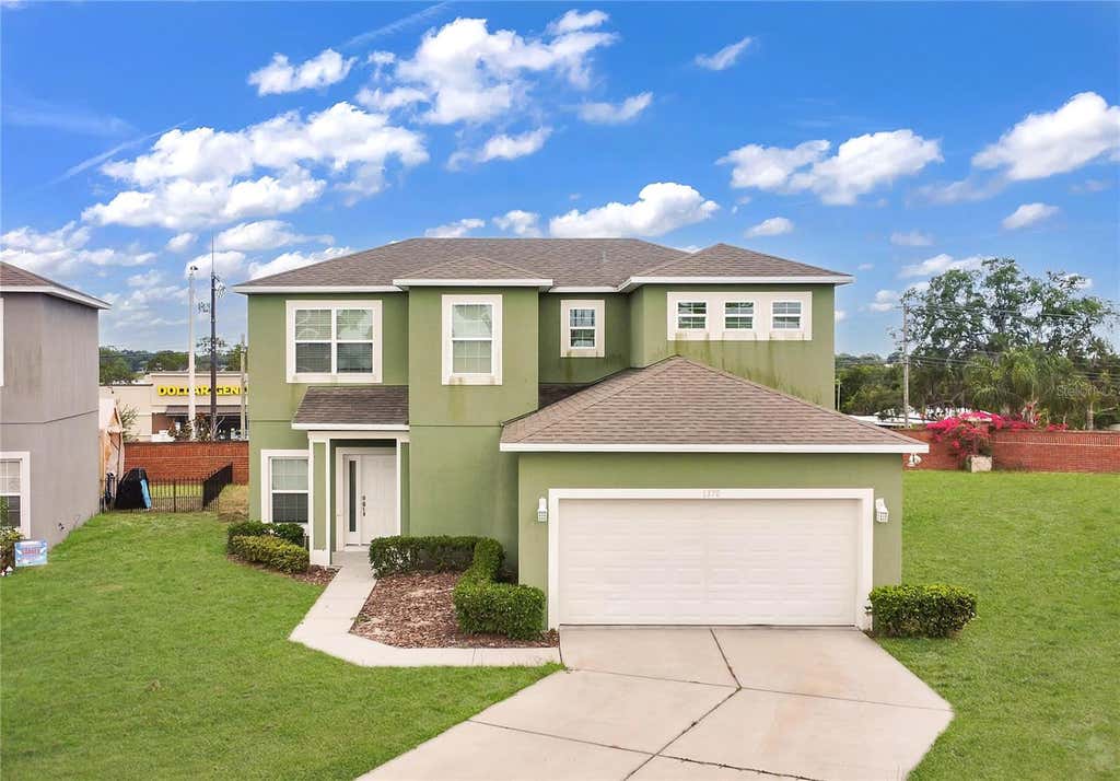Photo of 1370 Salisbury Drive, Winter Haven, FL 33881 (MLS # O6435409)