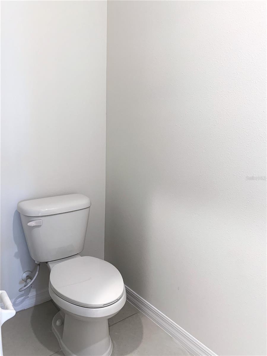 EAGLE PALM PH 3B - Residential Lease