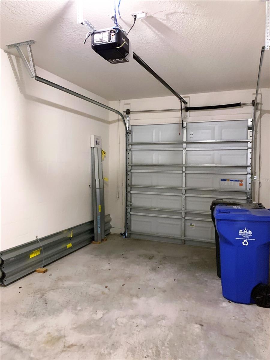 EAGLE PALM PH 3B - Residential Lease