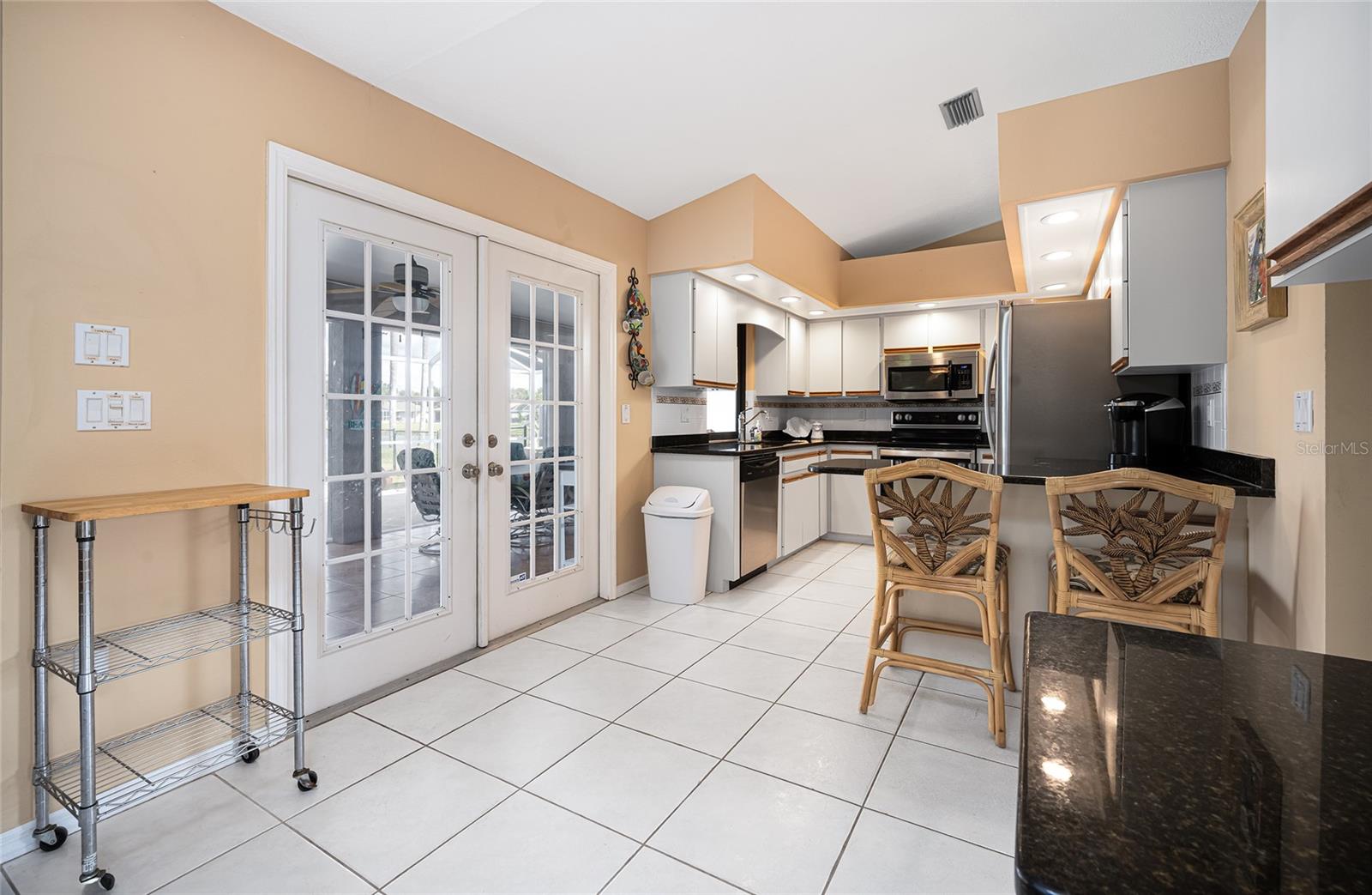 TROY LAKE - Residential