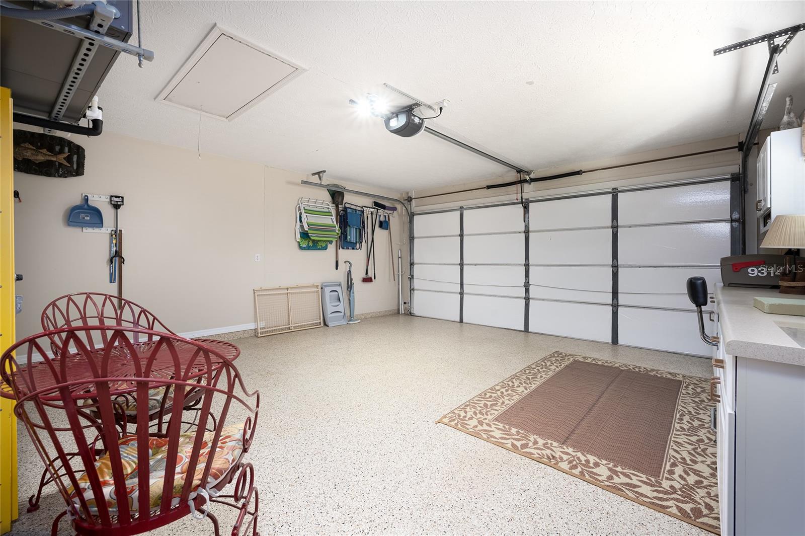 TROY LAKE - Residential