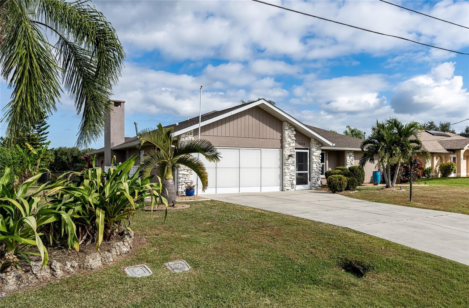TROY LAKE - Residential