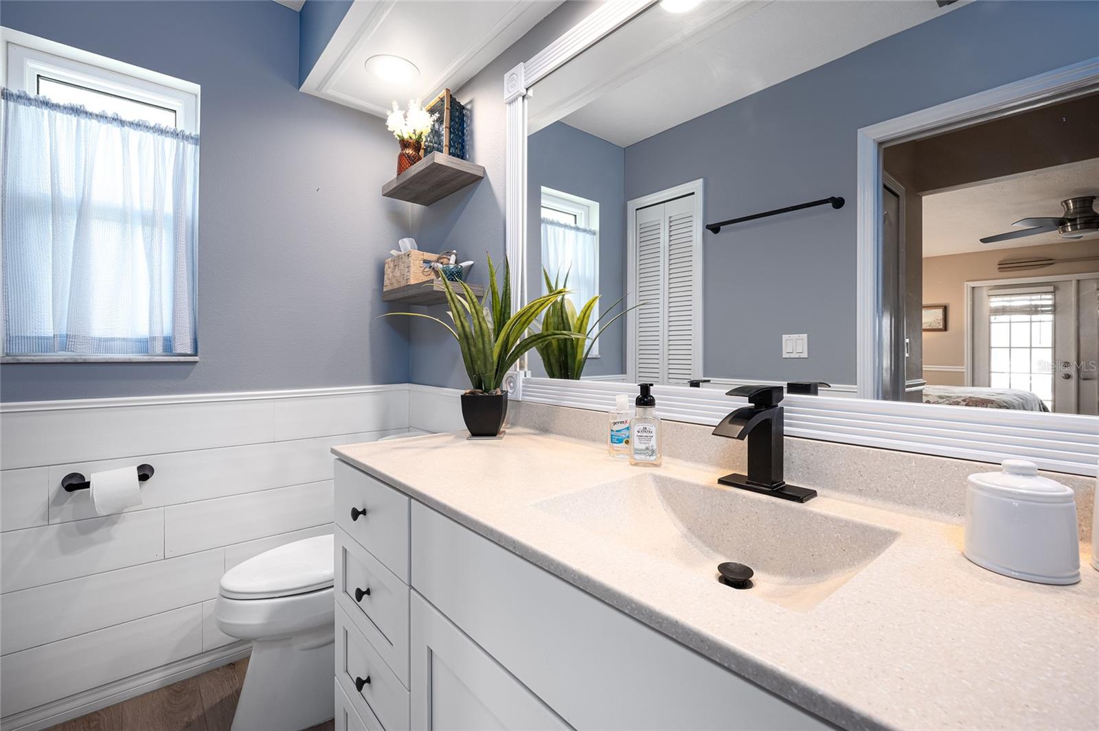 TROY LAKE - Residential