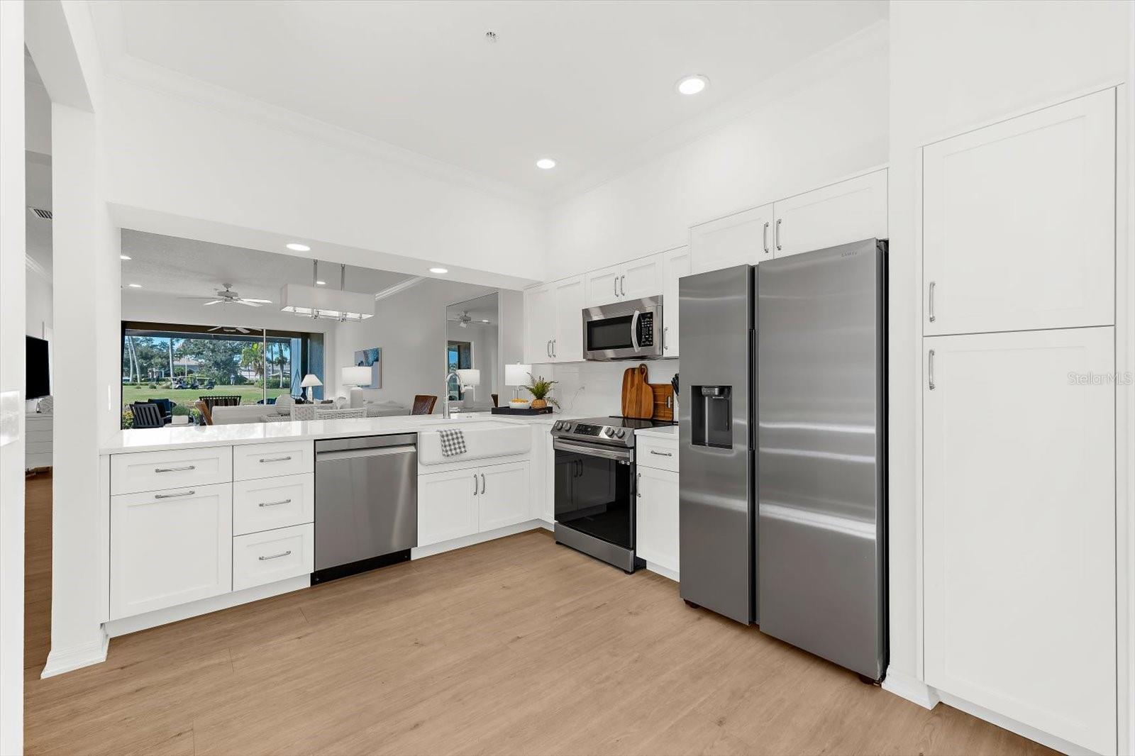 HERITAGE OAKS GOLF & COUNTRY CLUB - Residential