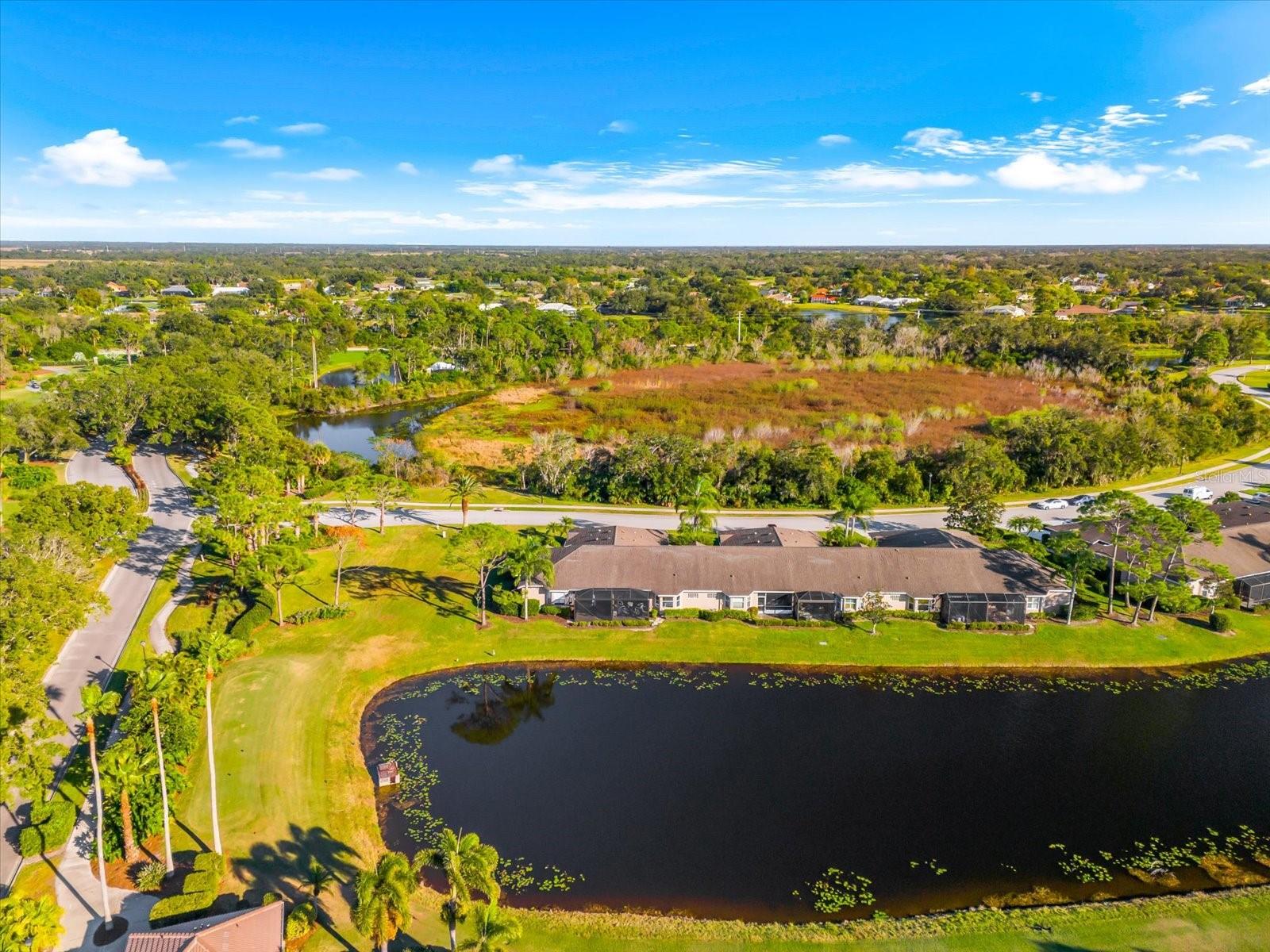 HERITAGE OAKS GOLF & COUNTRY CLUB - Residential