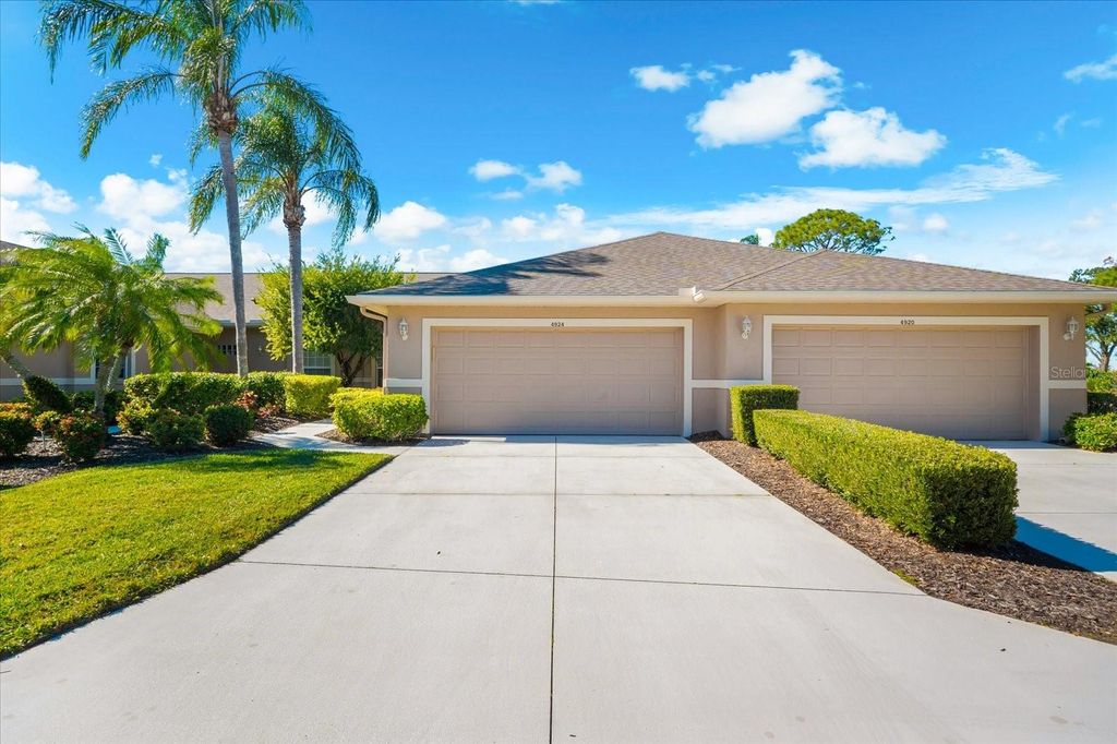 Photo of 4924 Mahogany Run Avenue, Sarasota, FL 34241 (MLS # A4679597)
