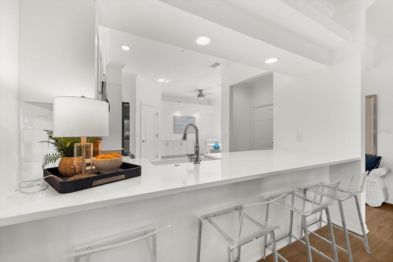 HERITAGE OAKS GOLF & COUNTRY CLUB - Residential