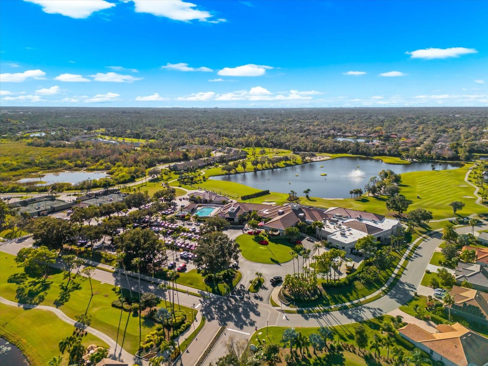 HERITAGE OAKS GOLF & COUNTRY CLUB - Residential