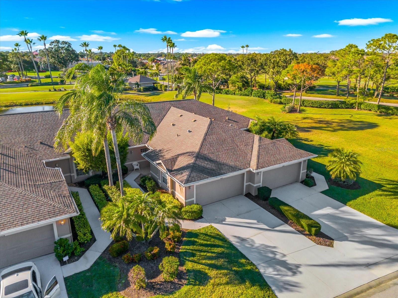 HERITAGE OAKS GOLF & COUNTRY CLUB - Residential
