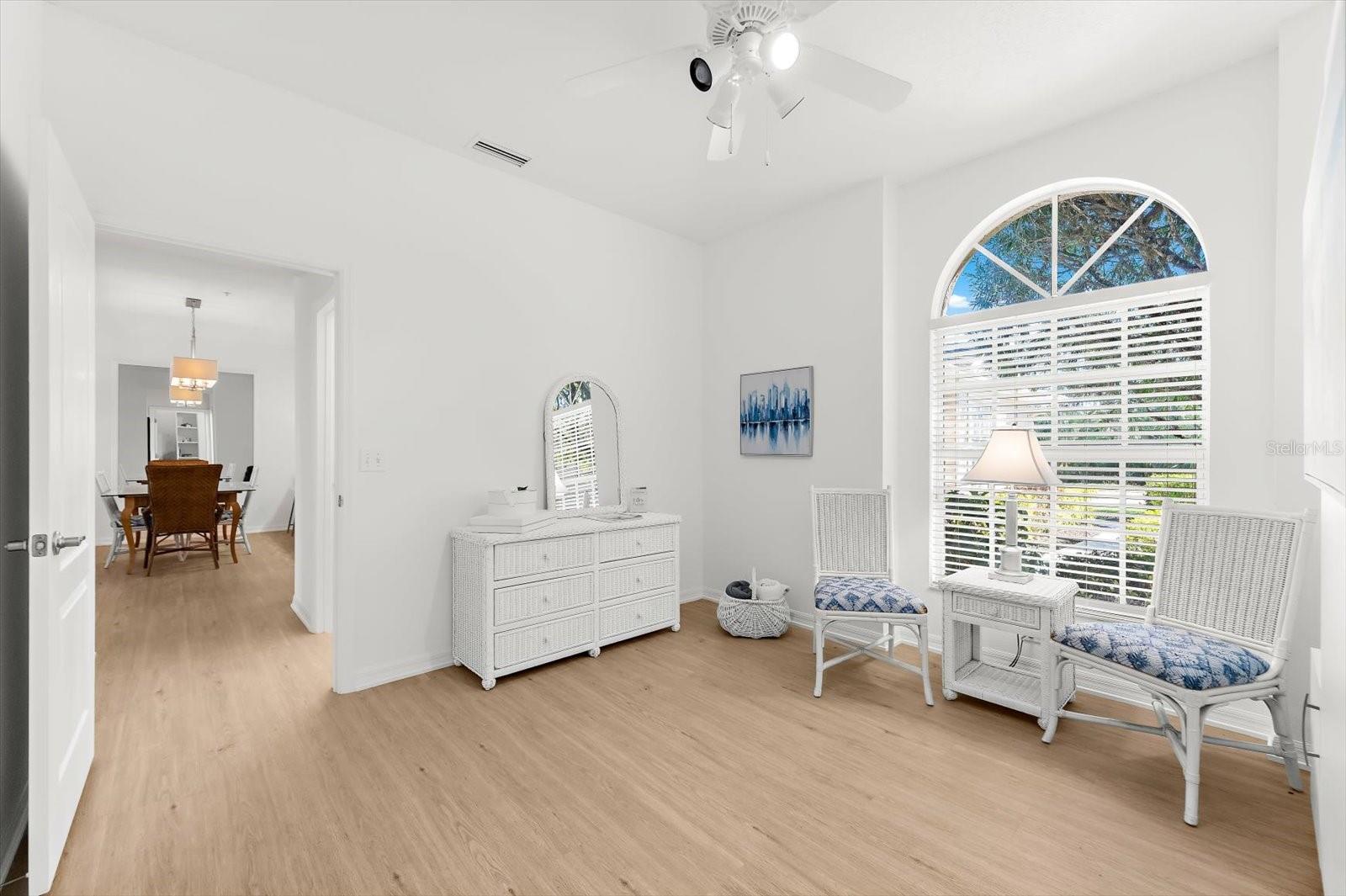 HERITAGE OAKS GOLF & COUNTRY CLUB - Residential