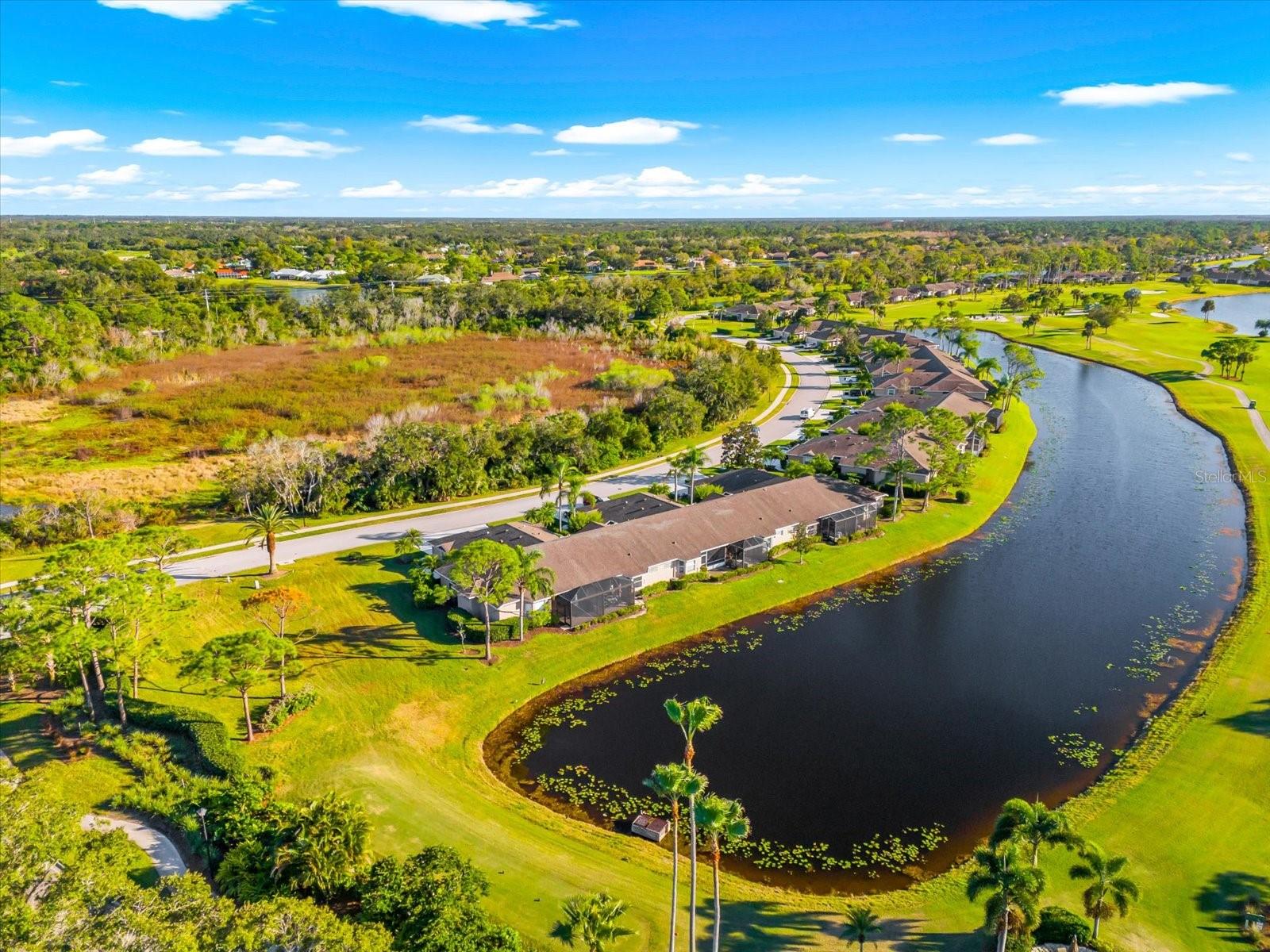 HERITAGE OAKS GOLF & COUNTRY CLUB - Residential