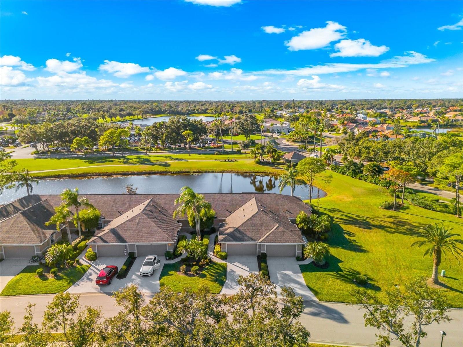 HERITAGE OAKS GOLF & COUNTRY CLUB - Residential