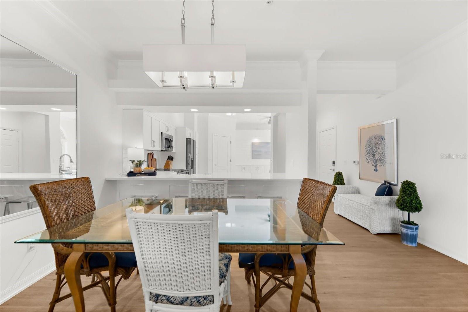 HERITAGE OAKS GOLF & COUNTRY CLUB - Residential