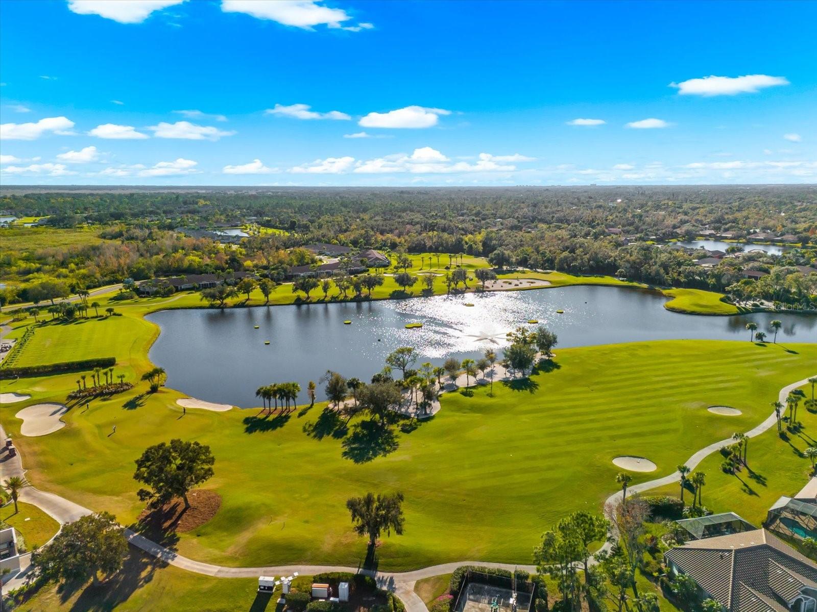 HERITAGE OAKS GOLF & COUNTRY CLUB - Residential