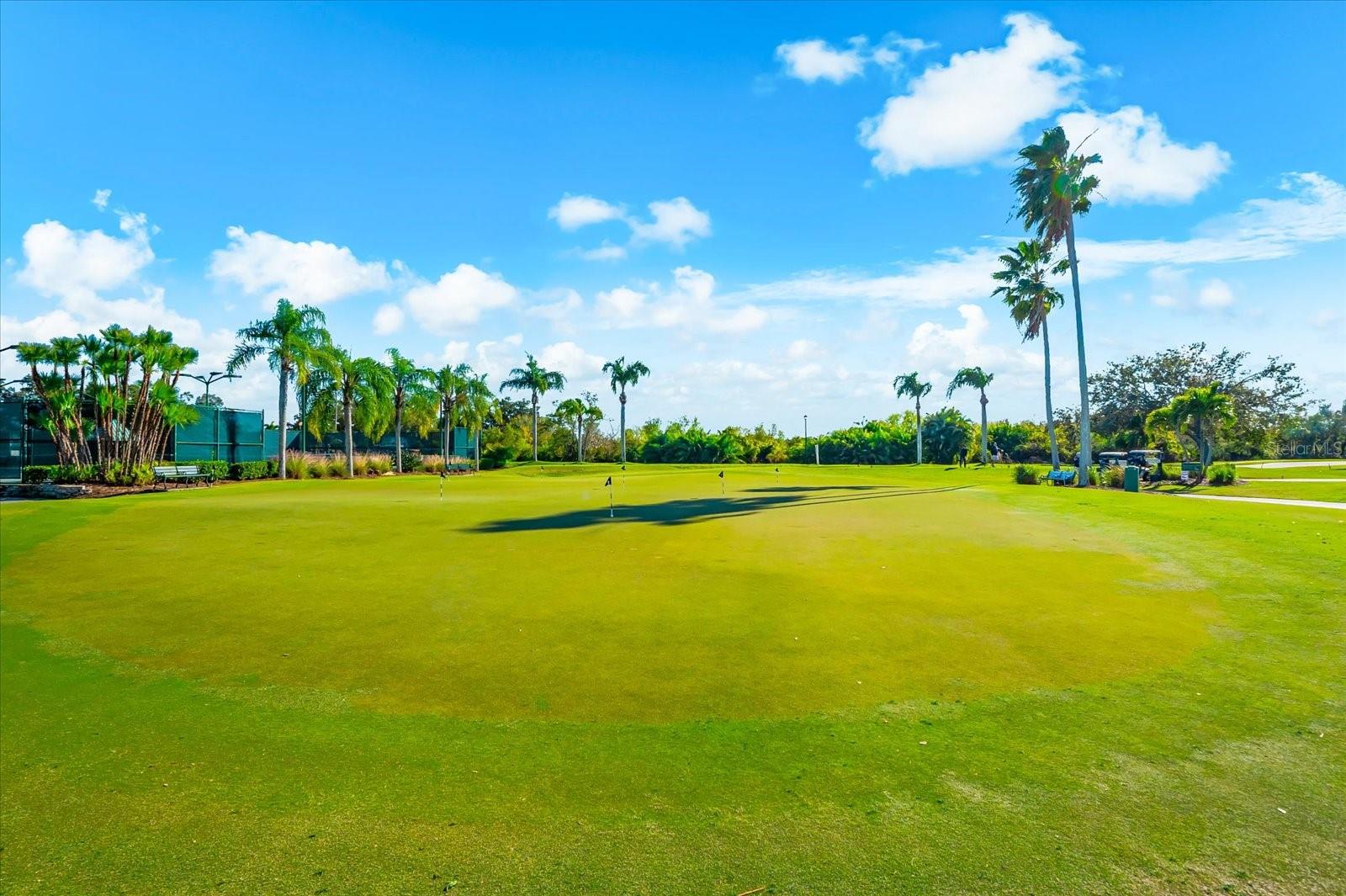 HERITAGE OAKS GOLF & COUNTRY CLUB - Residential