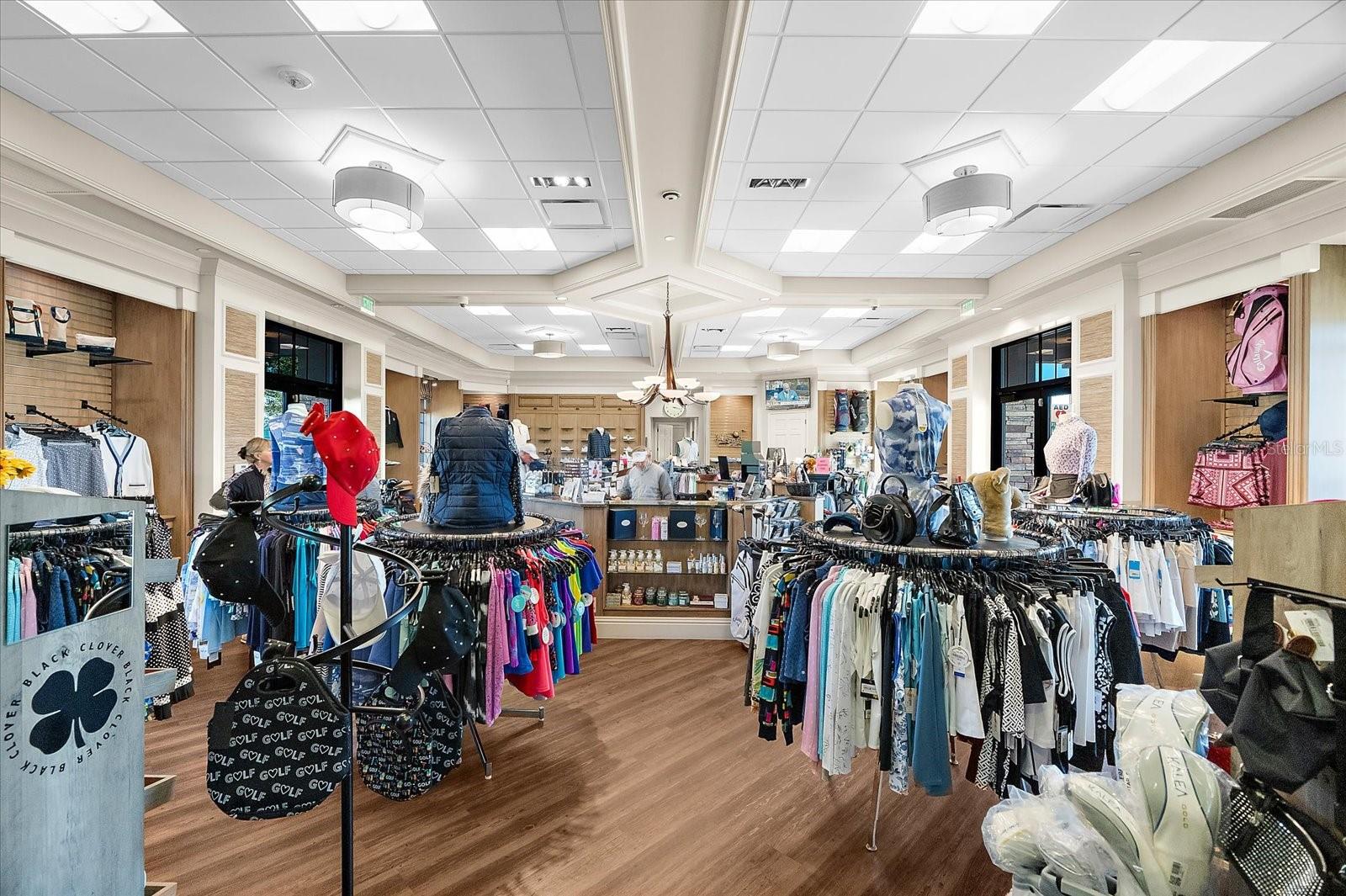 HERITAGE OAKS GOLF & COUNTRY CLUB - Residential