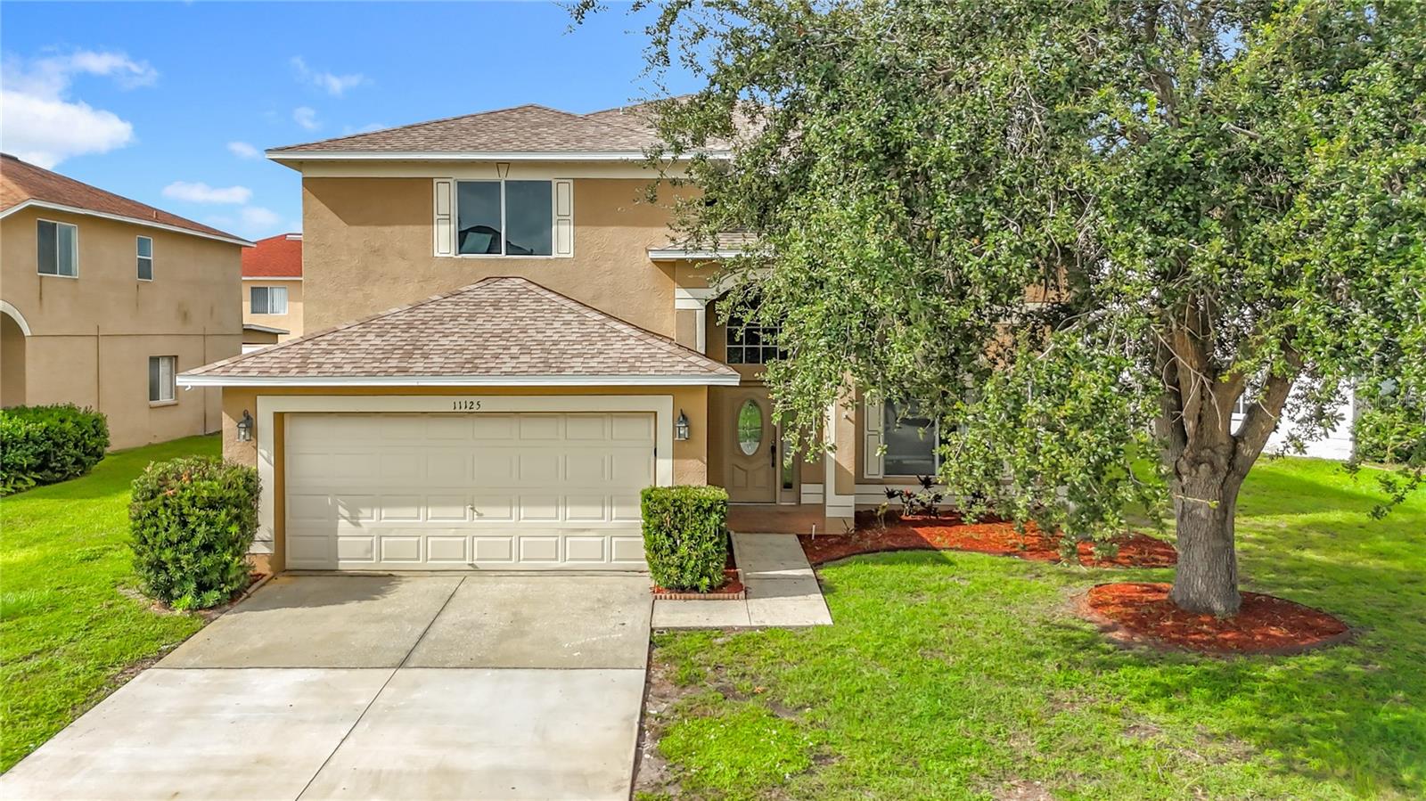 Spacious new home in the highly sought-after Summerfield Village community of Riverview! This beautifully updated two-story residence offers 6 bedrooms, 3 full bathrooms, and generous living spaces designed with comfort and functionality in mind.
Enjoy an open and bright layout enhanced by updated flooring, fresh finishes, and great storage throughout. The kitchen and living areas are ideal for both entertaining and everyday living, while the versatile floor plan allows plenty of options for larger households, home offices, or guest accommodations.
Enjoy the privacy of a fenced backyard—perfect for family gatherings, pets, or simply relaxing outdoors.
As a resident of Summerfield Village, you’ll appreciate the LOW HOA fee and incredible community amenities, including: Two sparkling swimming pools - Golf course access - Tennis courts - Indoor basketball court - Fitness center - Playground & pavilion.
This home offers the perfect balance of comfort, value, and lifestyle in one of Riverview’s favorite neighborhoods. Conveniently located near shopping, dining, schools, and major roadways, you’ll have everything you need within minutes.