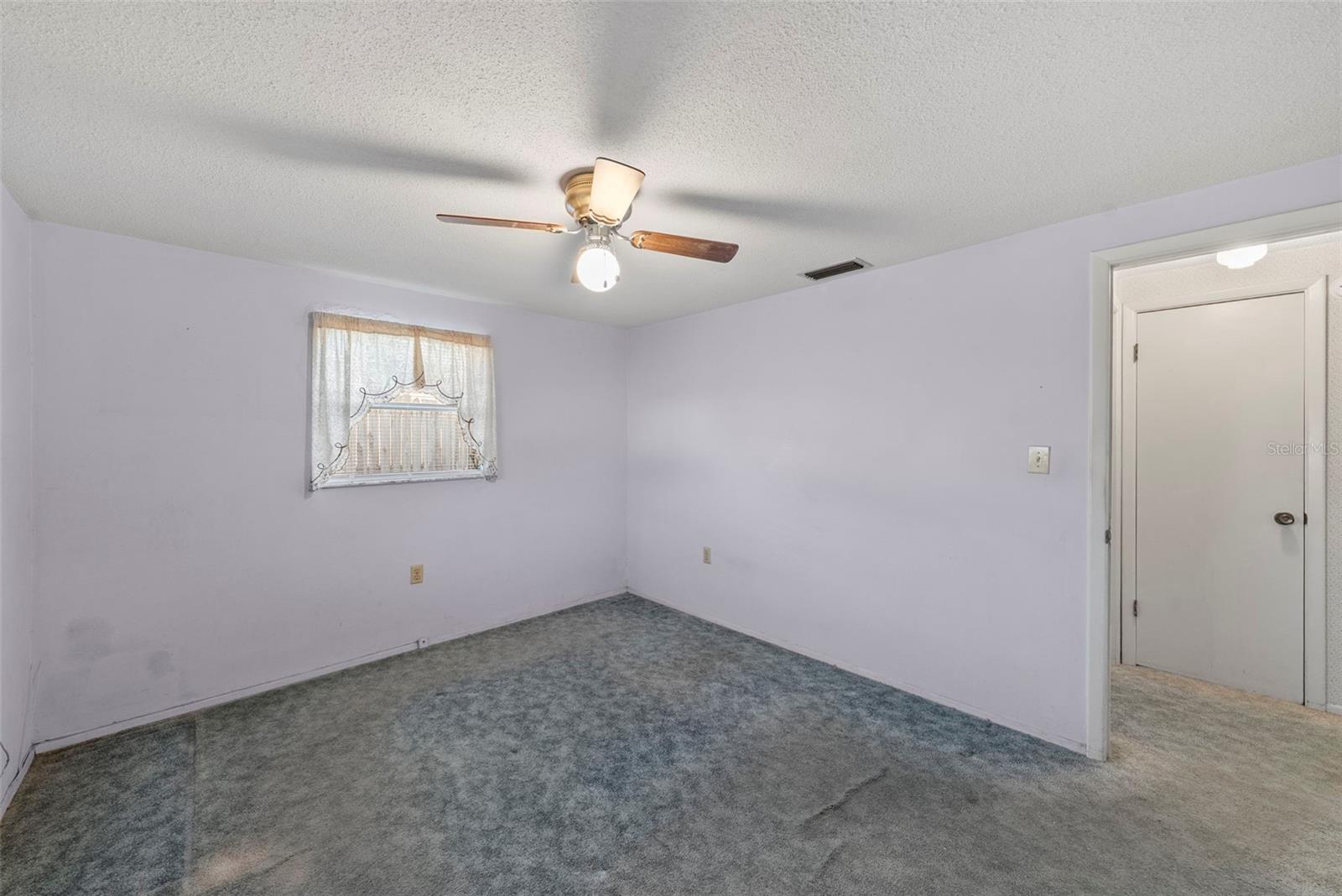 HOLIDAY LAKE ESTATES - Residential