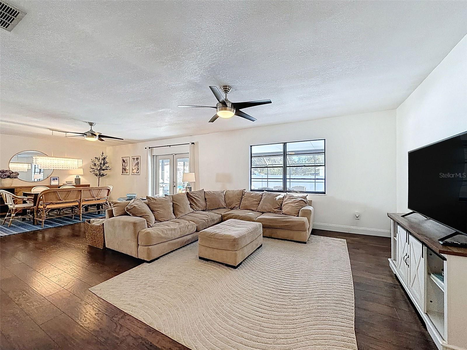 RIVER RUN UNIT 1 - Residential