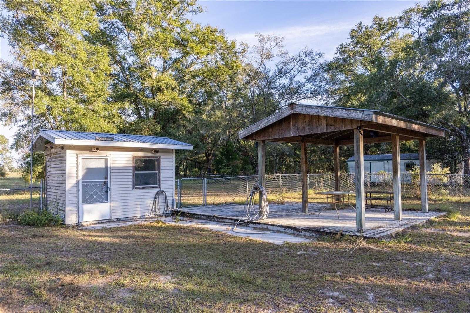 METES AND BOUNDS - Residential