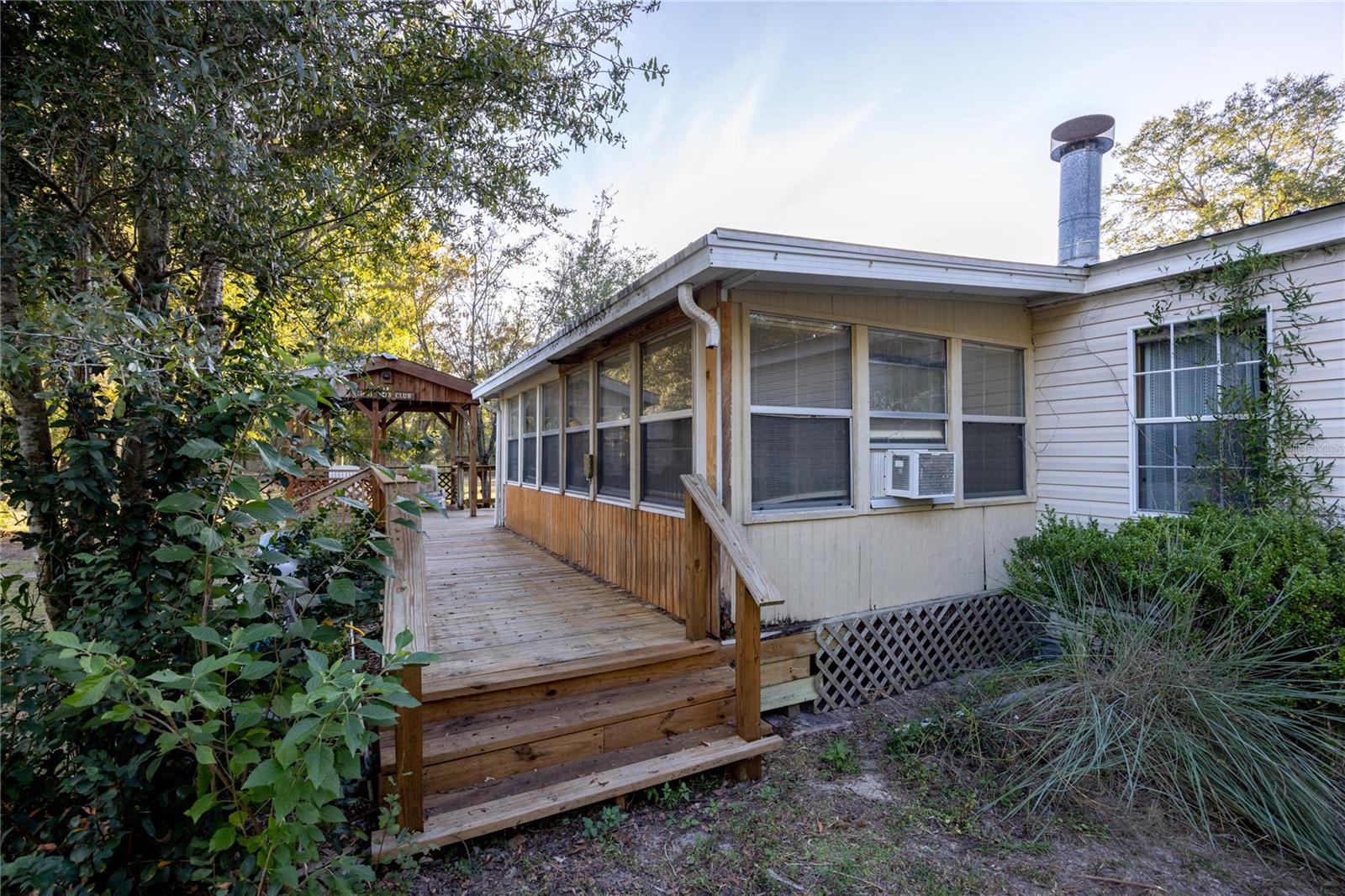 METES AND BOUNDS - Residential