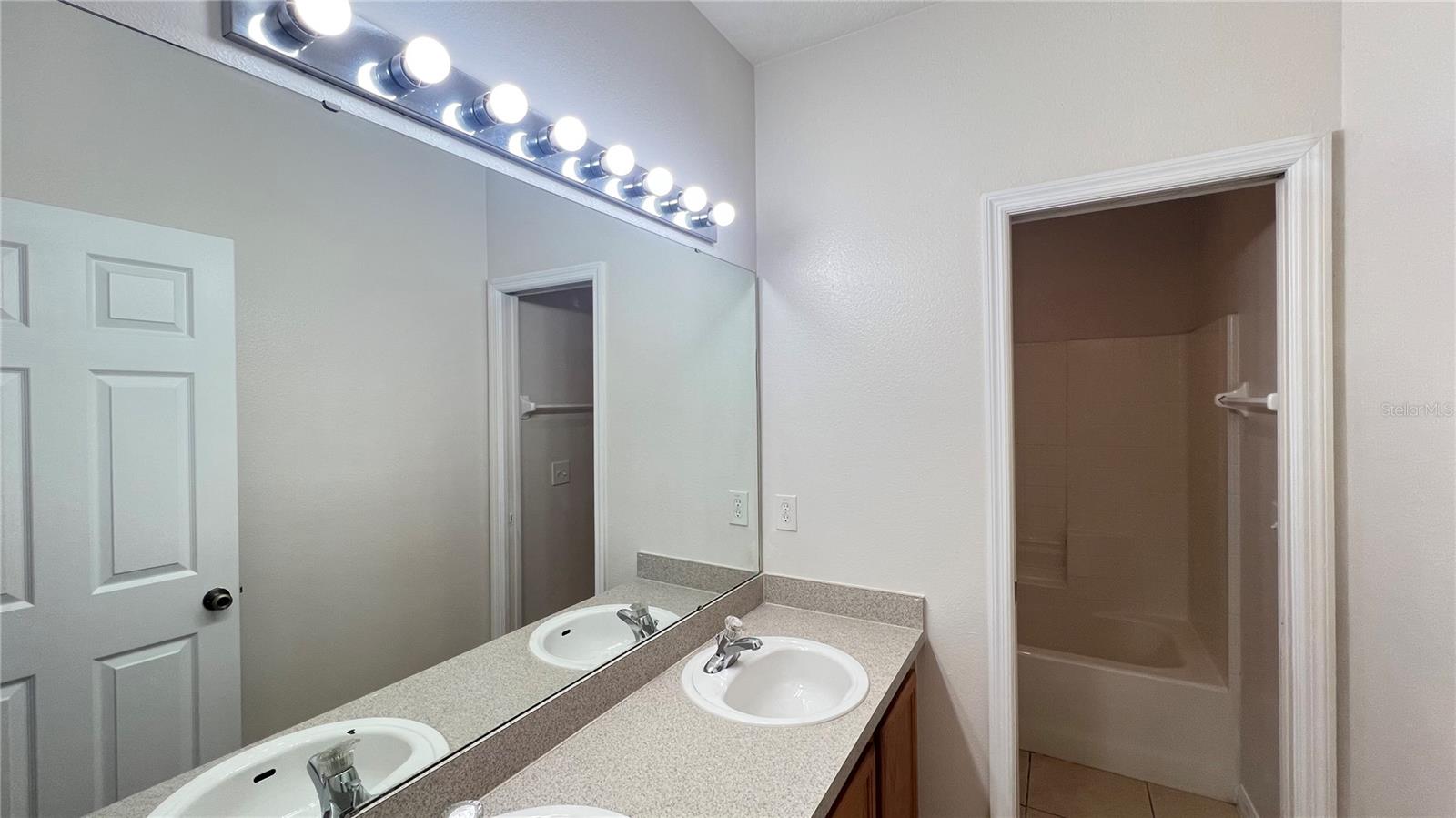 SUNSET RDG PH 2 - Residential