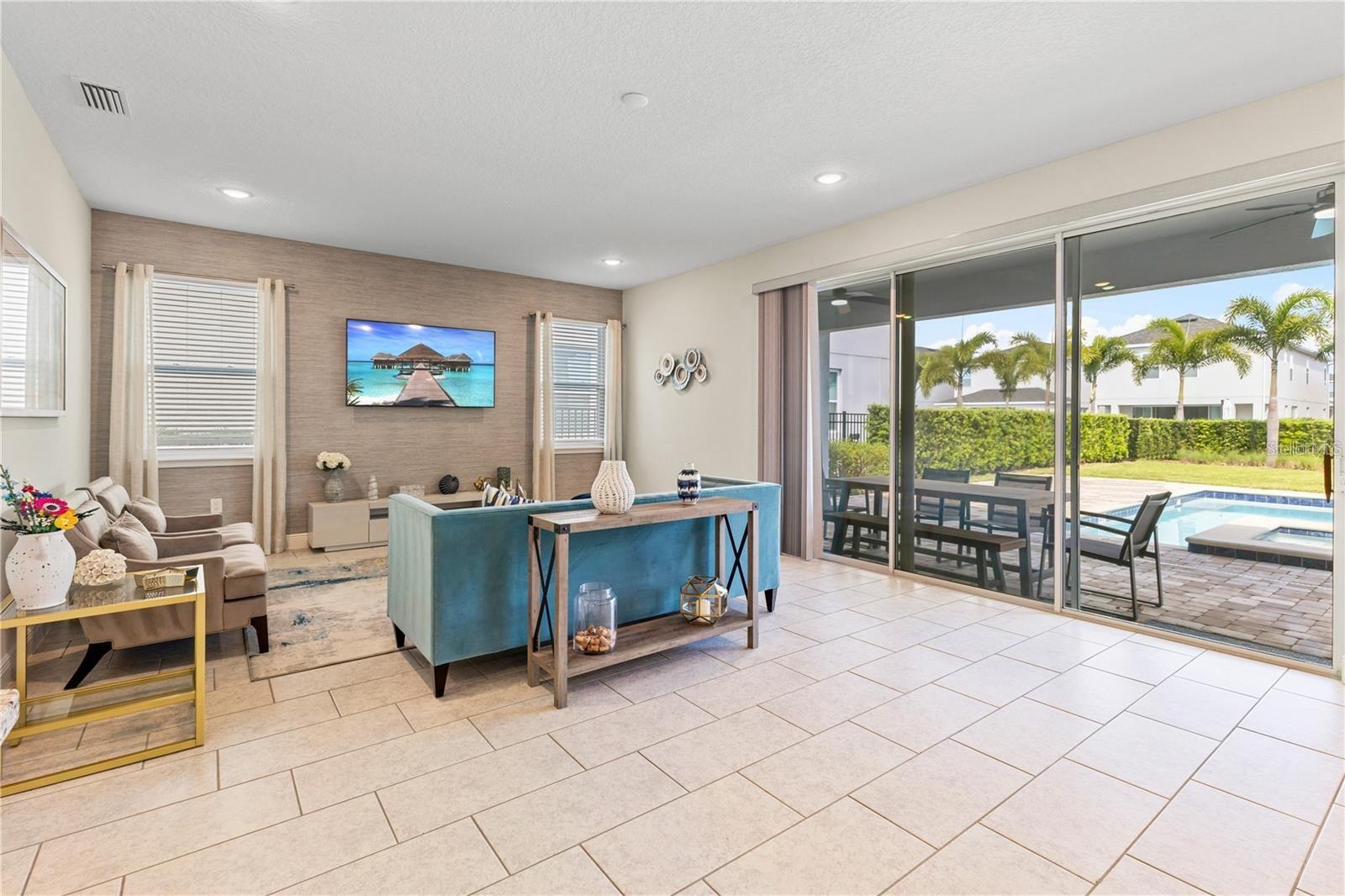 REUNION WEST PH 4 - Residential