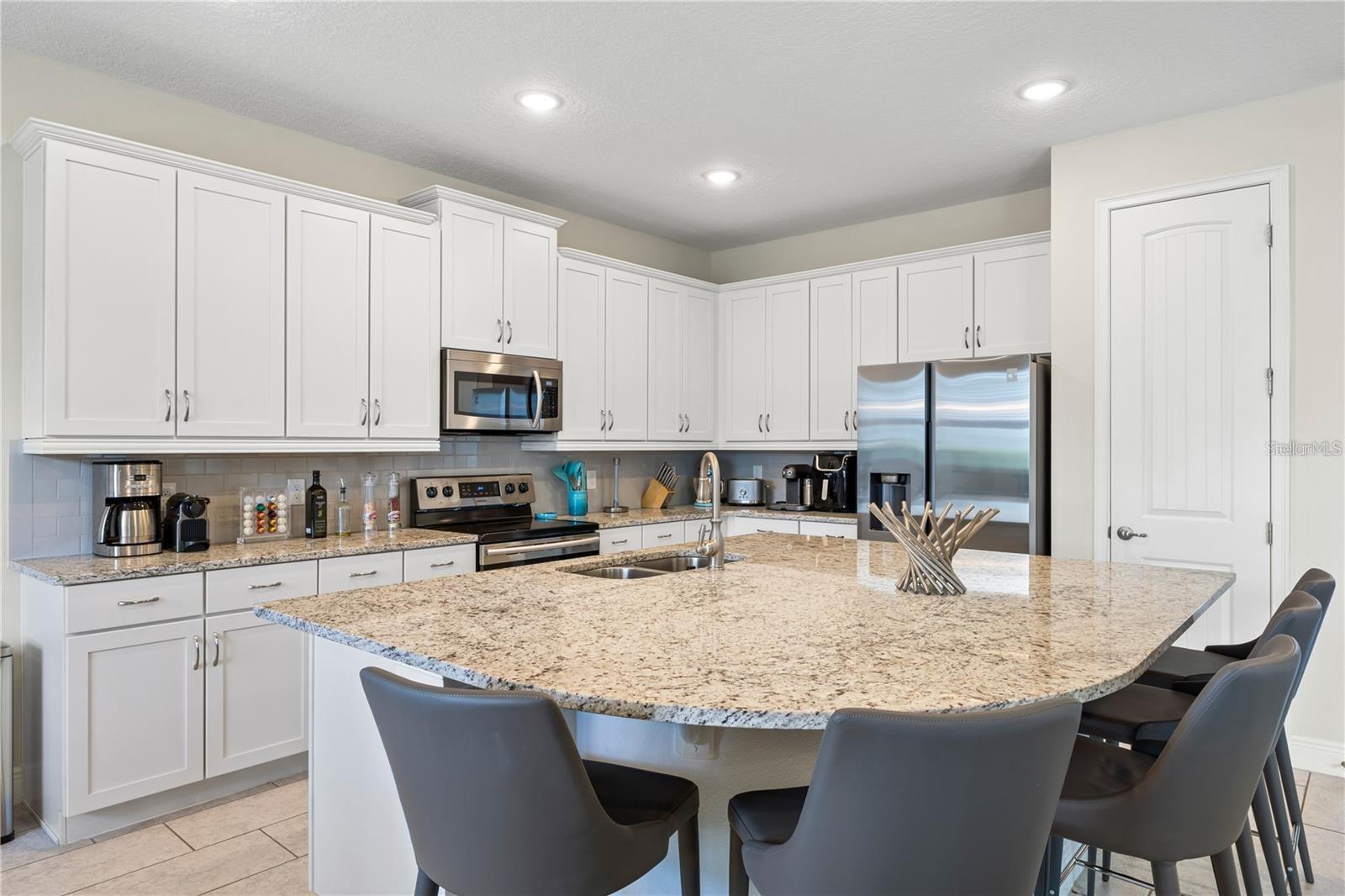 REUNION WEST PH 4 - Residential