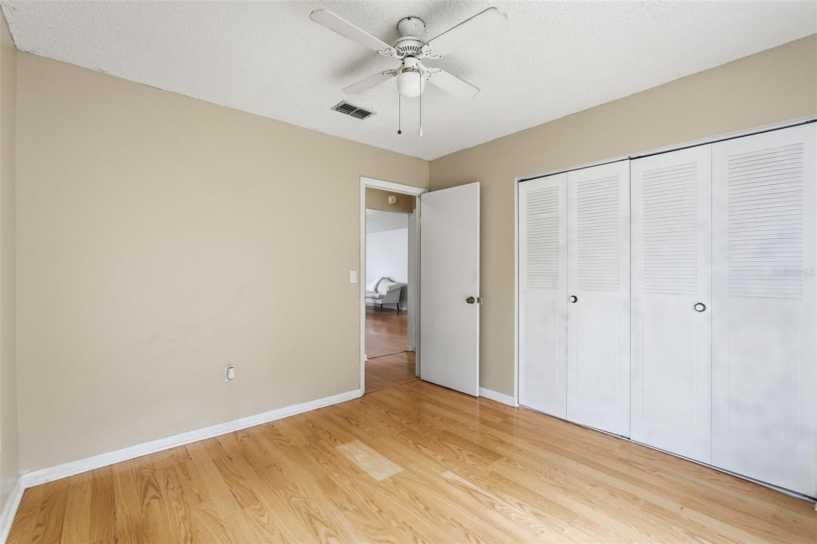 RAINBOW LAKES ESTATE - Residential