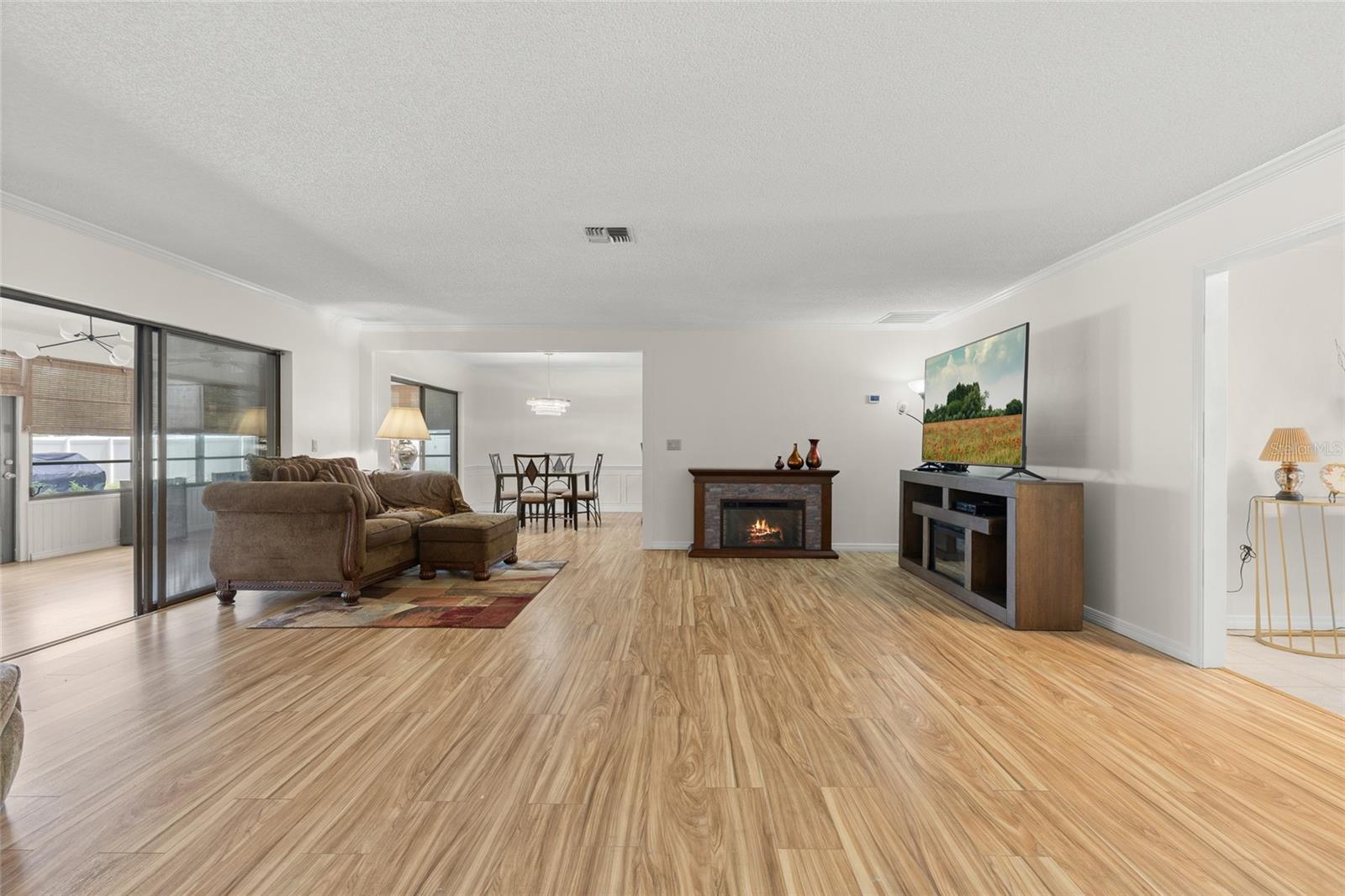 ERROL ESTATE - Residential