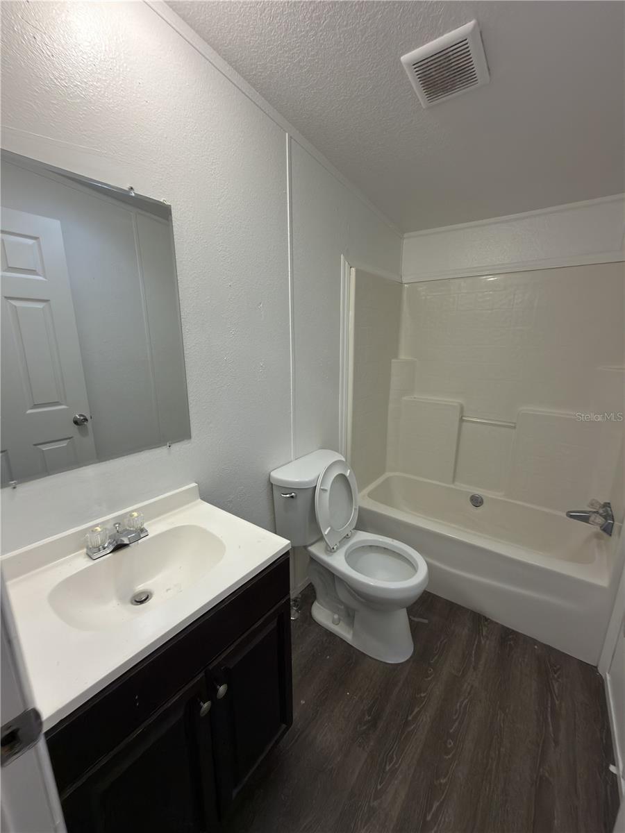 CROSS ROADS SUB - Residential Lease