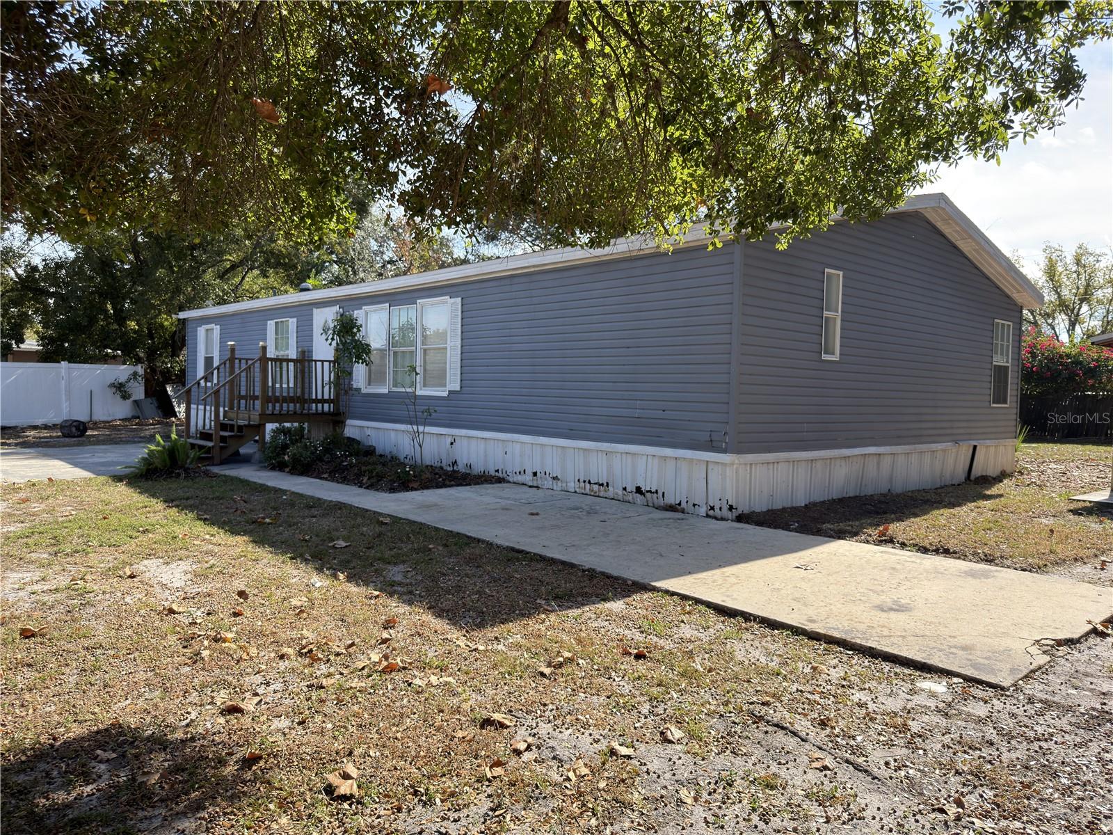 CROSS ROADS SUB - Residential Lease