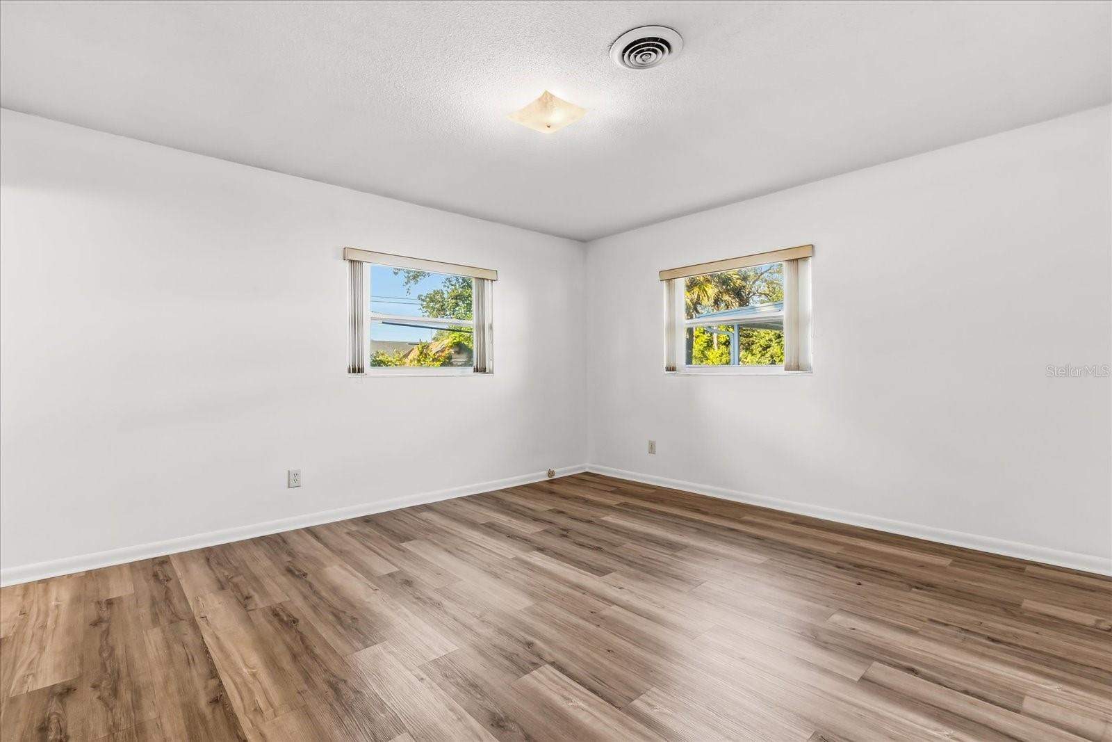 WINTER PARK ESTATES - Residential