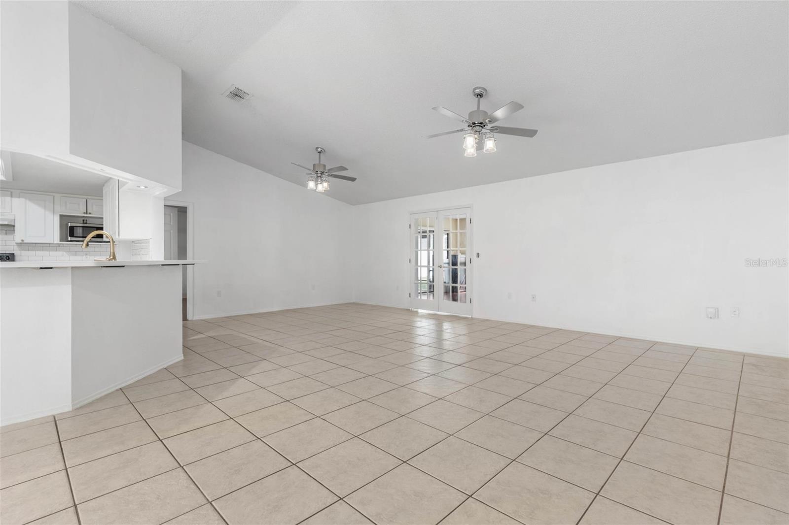 205 BEECHWOOD LANE