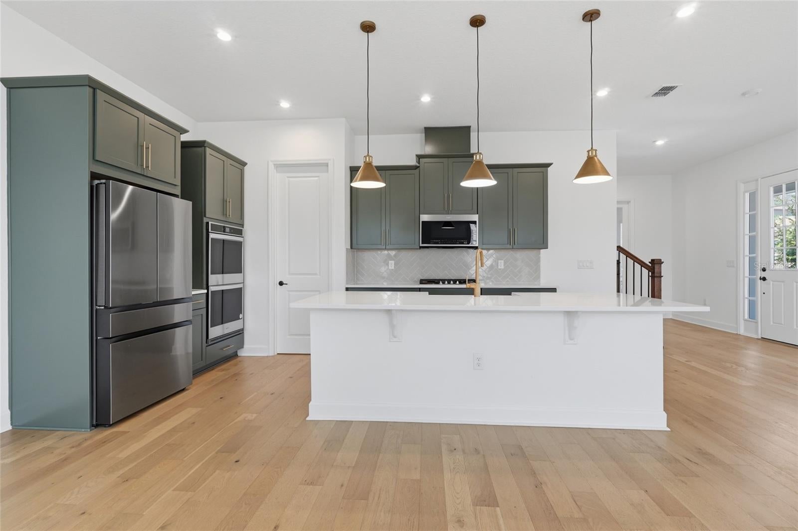 7565 ESTUARY LAKE LOOP