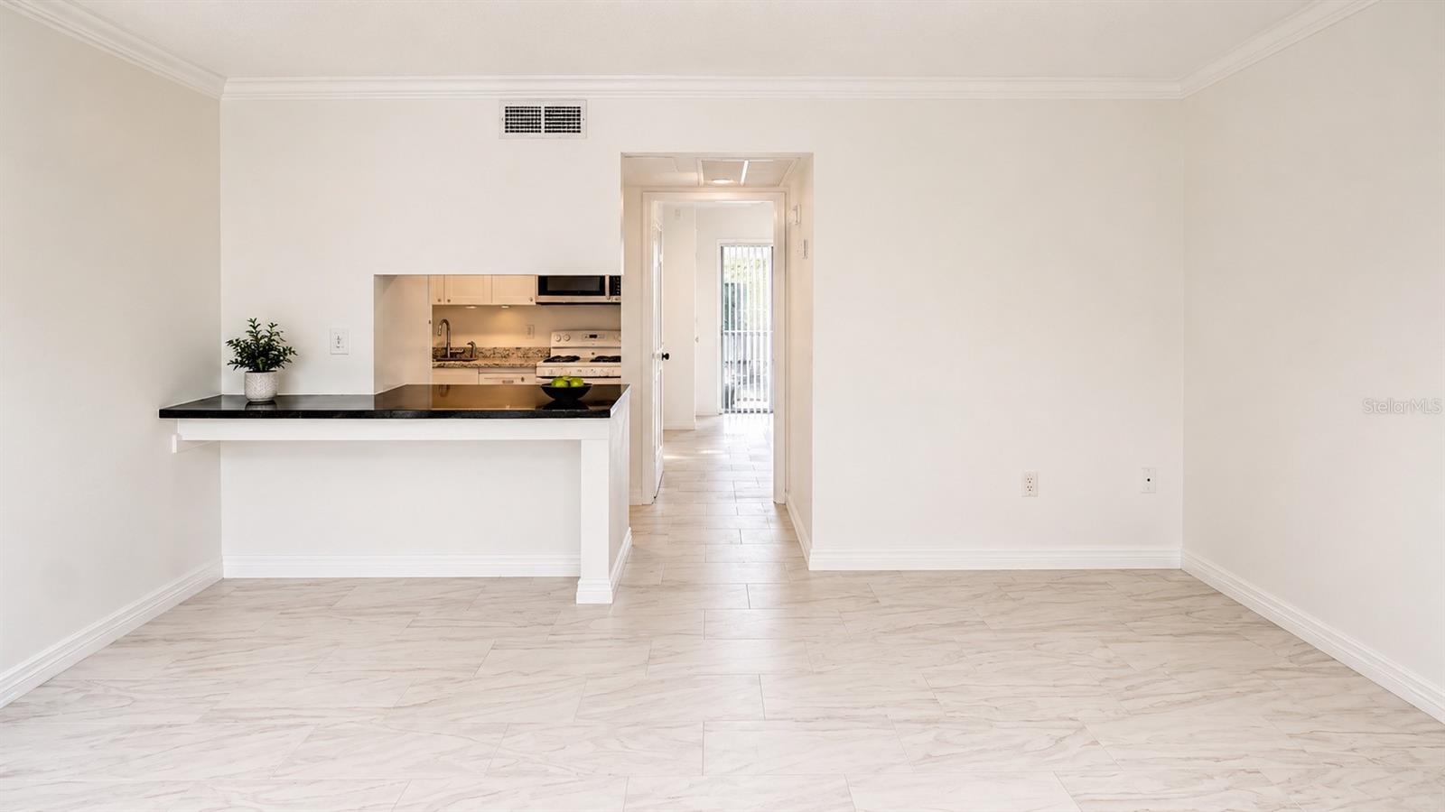 120 BLUE POINT WAY 170
