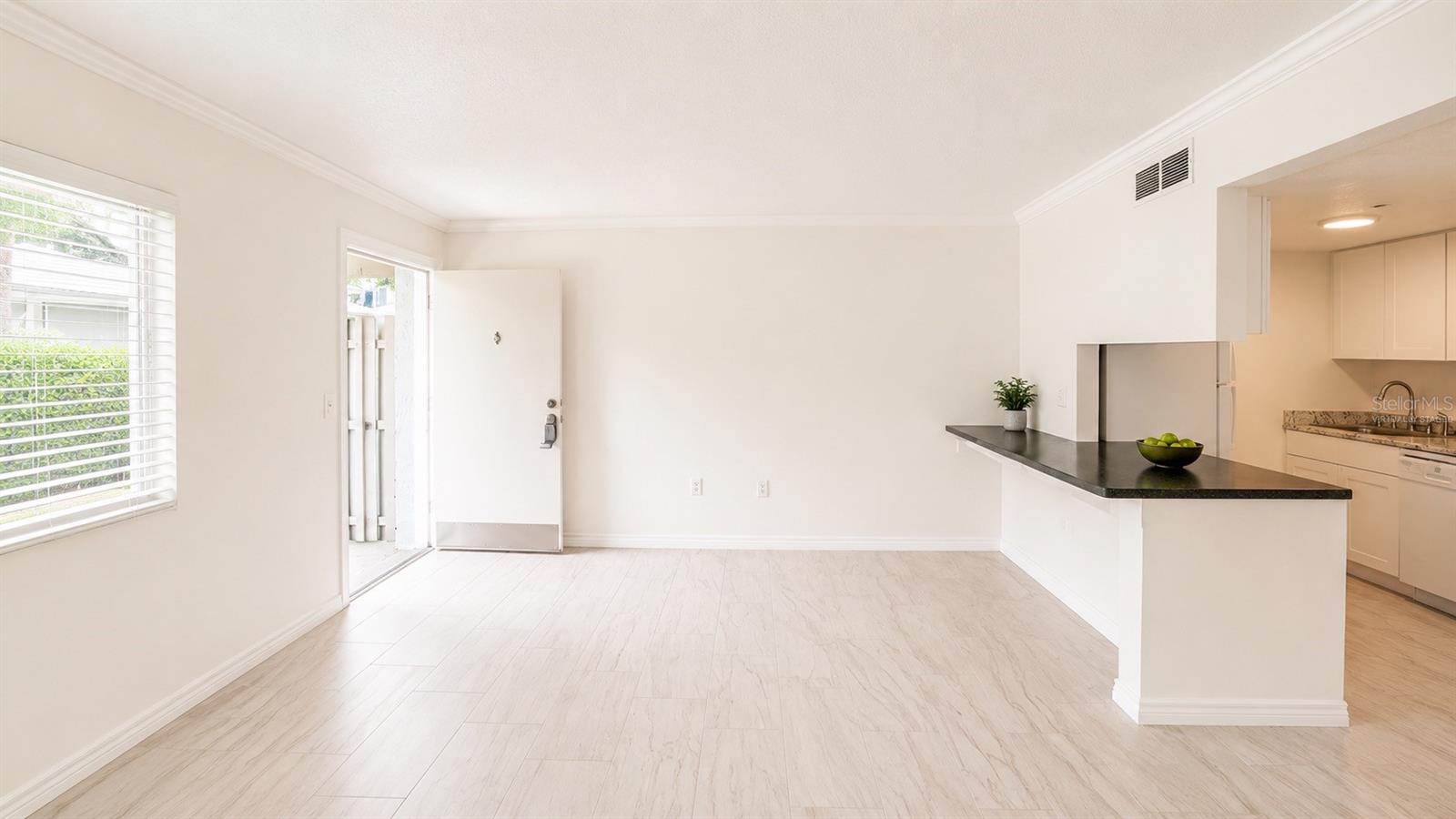 120 BLUE POINT WAY 170